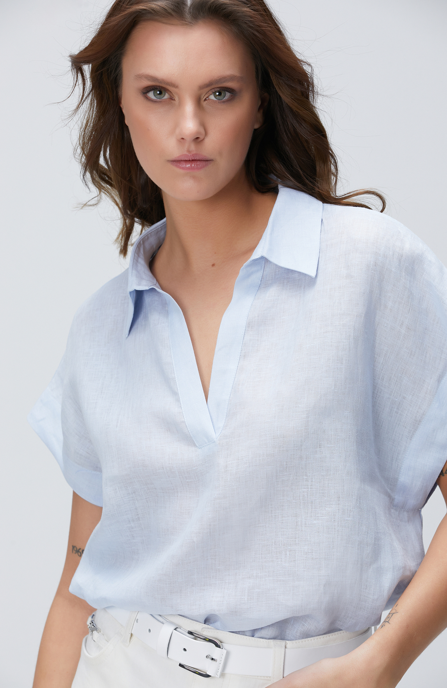 Açık Mavi Keten Bluz