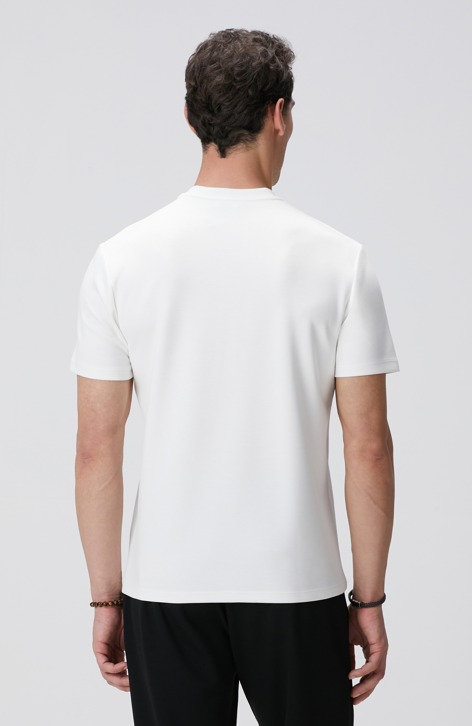 Kırık Beyaz T-shirt