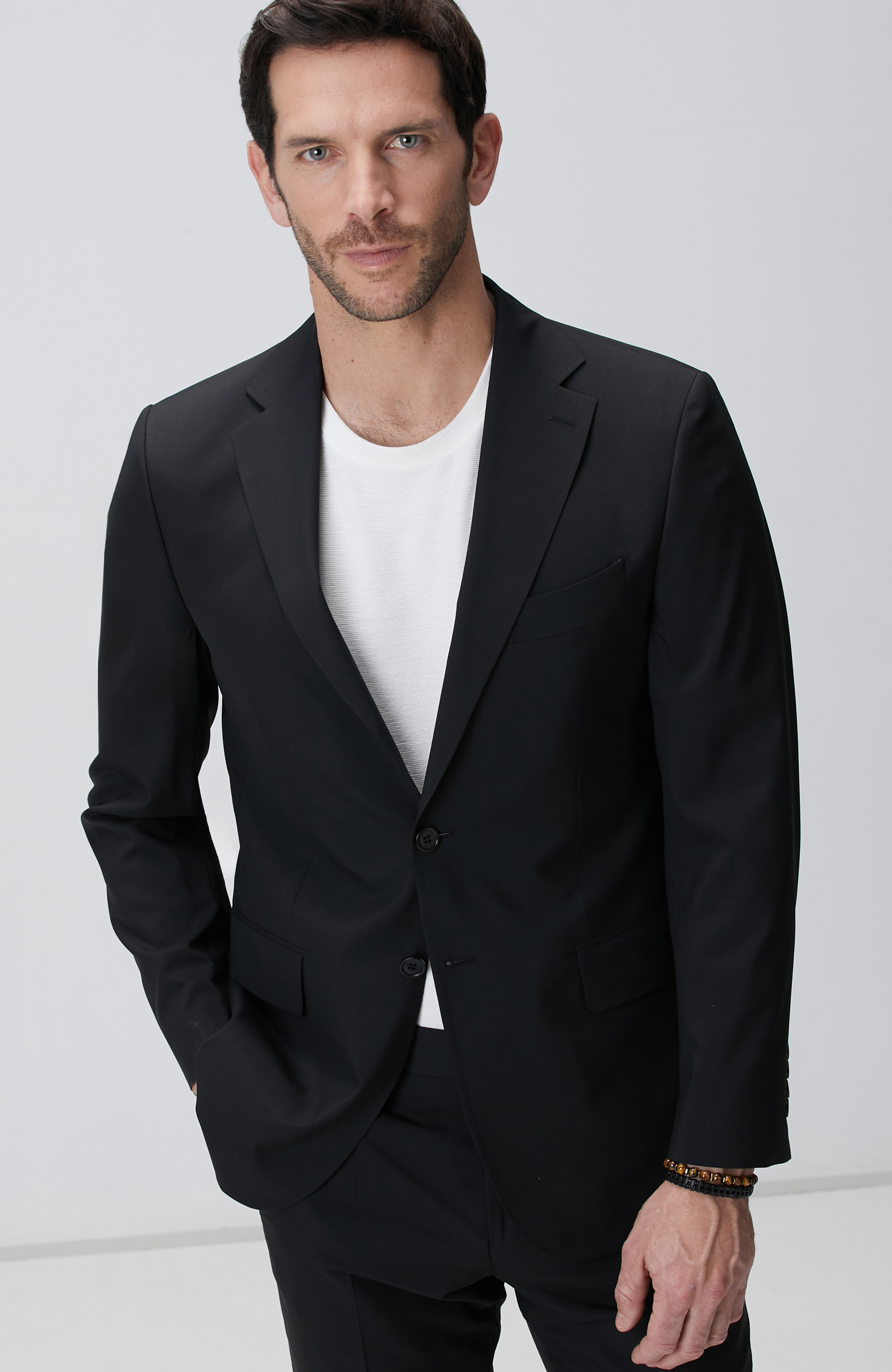 Siyah Limited Loro Piana Kumaşından Üretilmiş Yün İpek Karışımlı Takım Elbise