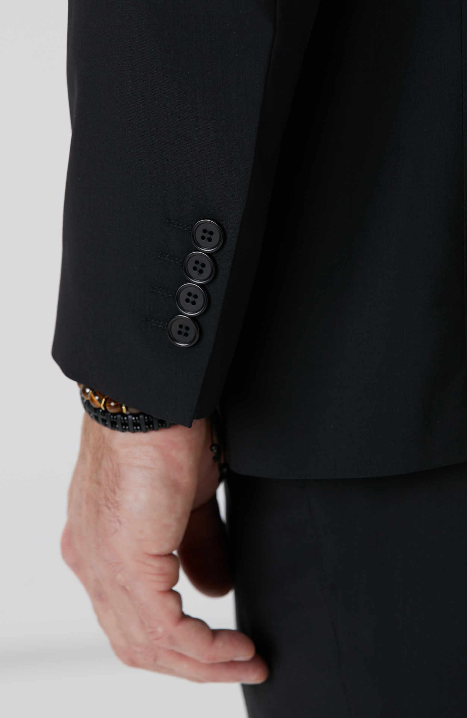 Siyah Limited Loro Piana Kumaşından Üretilmiş Yün İpek Karışımlı Takım Elbise