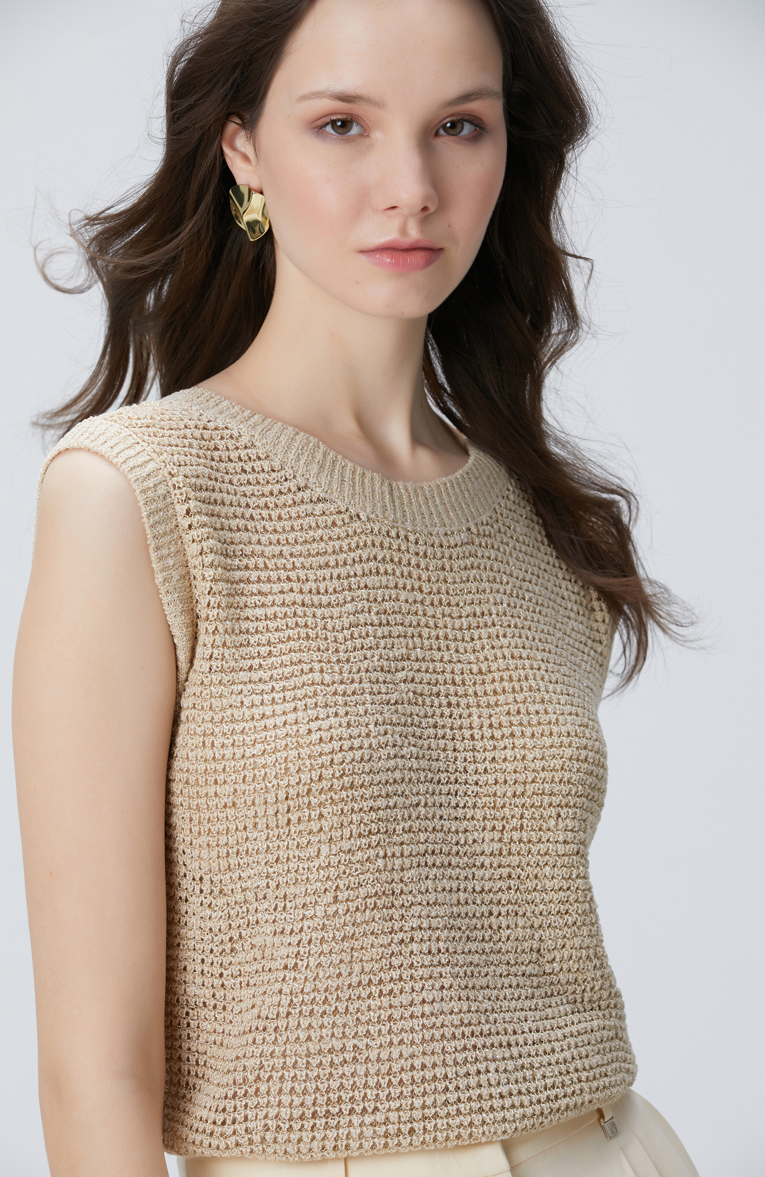 Bej Sırt Dekolteli Triko kazak