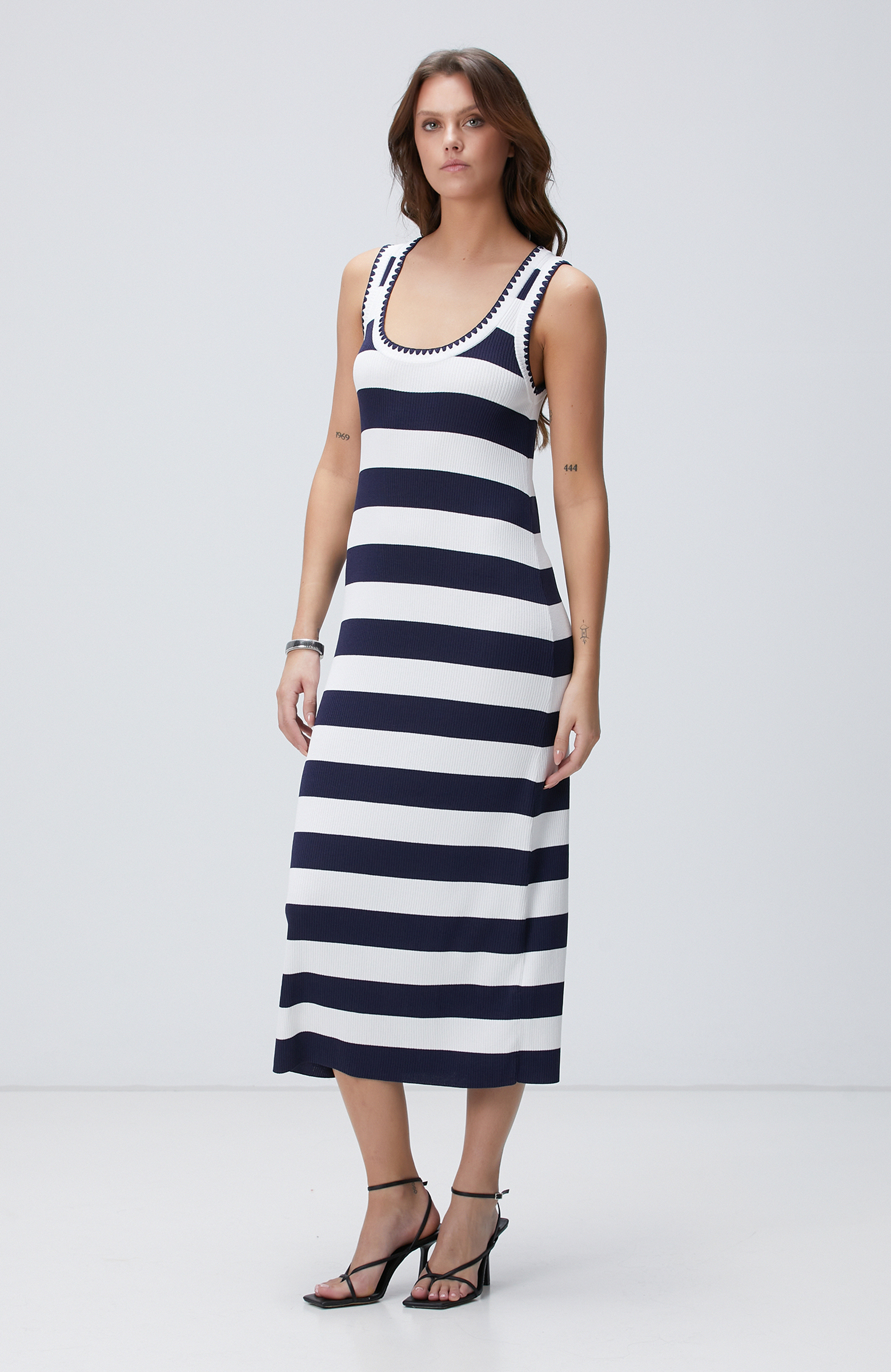 Beyaz Lacivert Çizgili Elbise