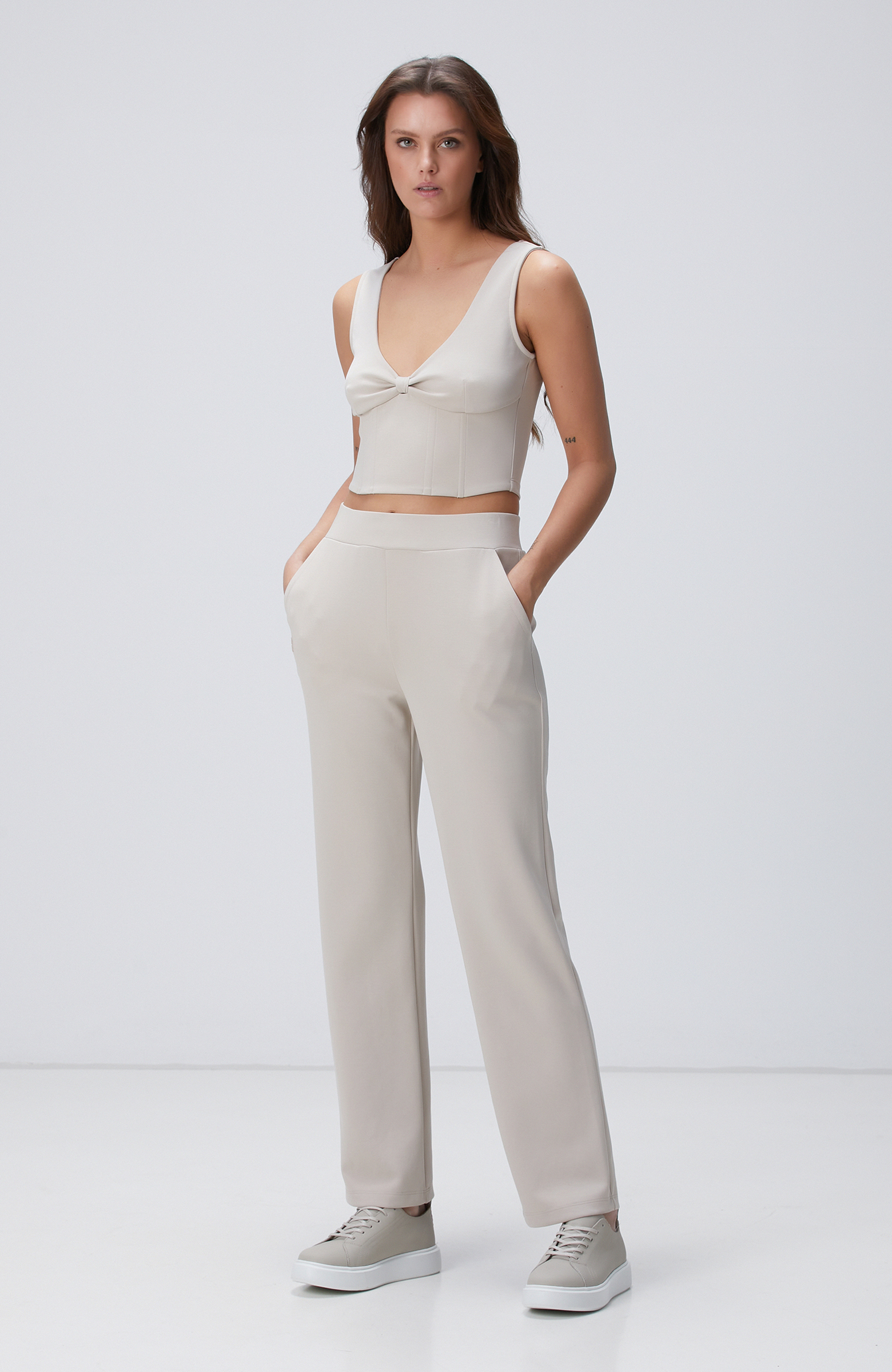 Kırık Beyaz Eşofman