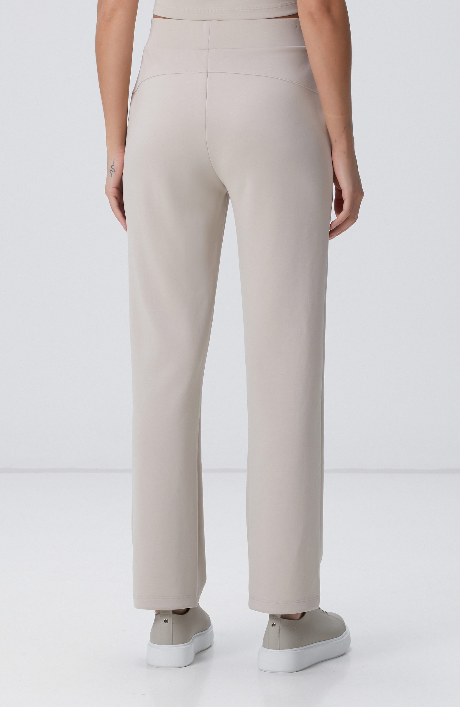 Kırık Beyaz Eşofman