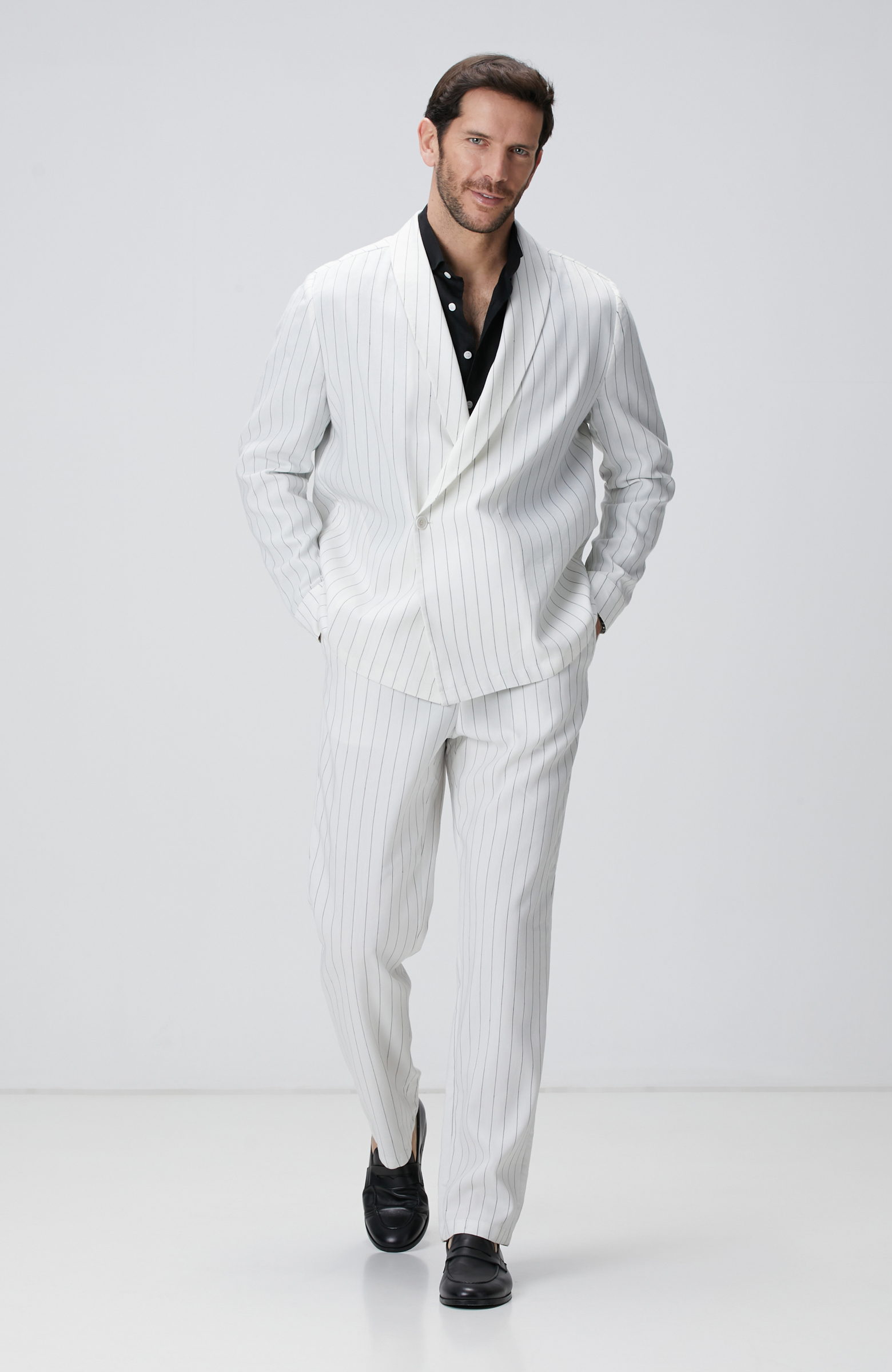 Kırık Beyaz Keten Karışımlı Takım Elbise