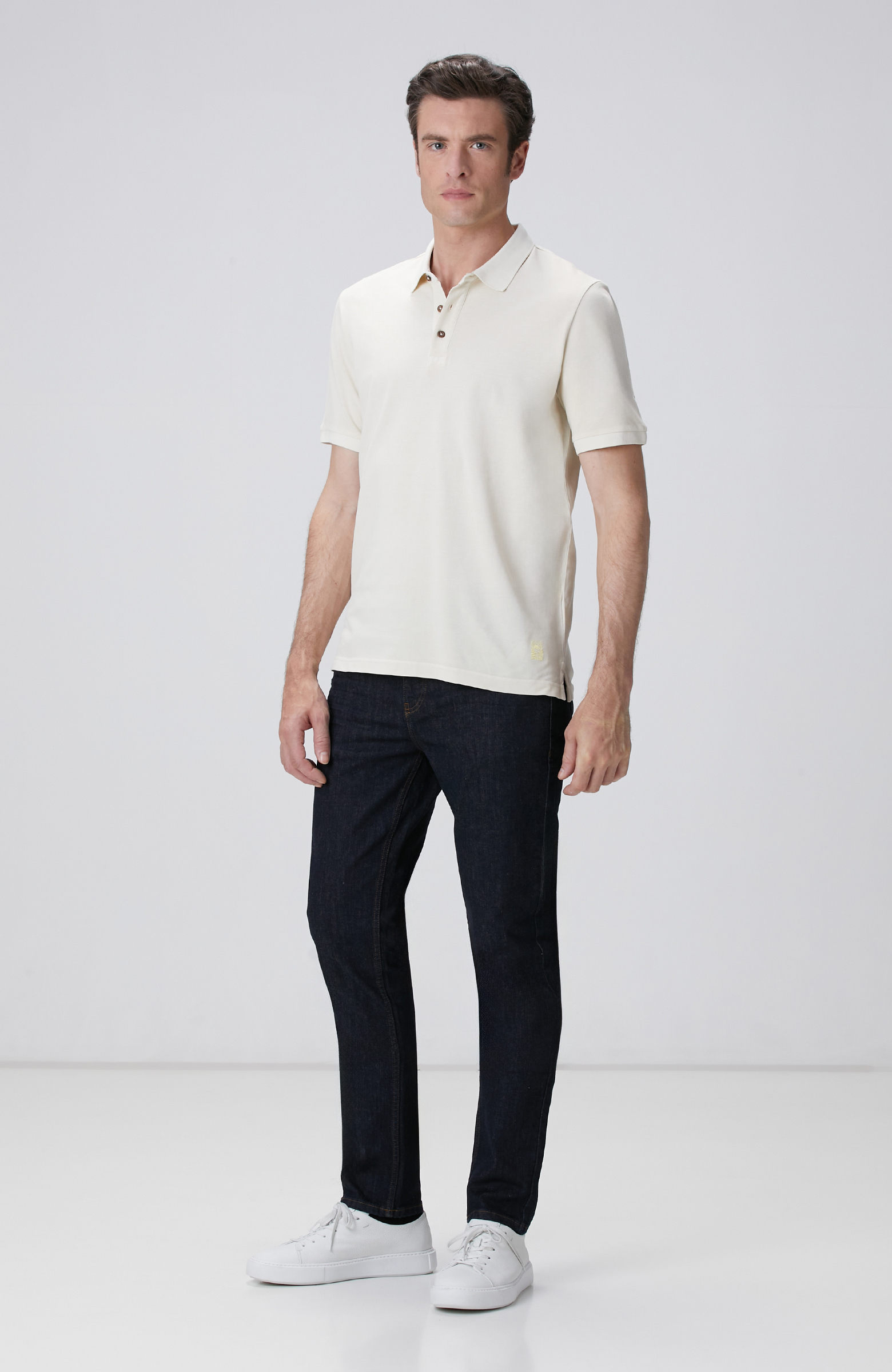 Kırık Beyaz T-shirt