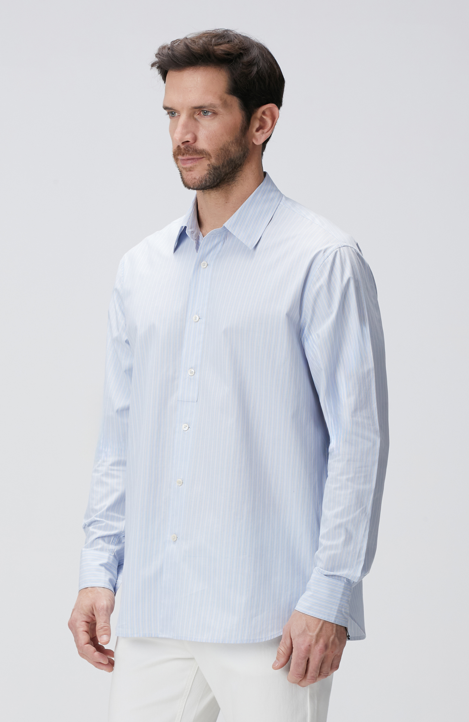 Mavi Çizgili Gömlek