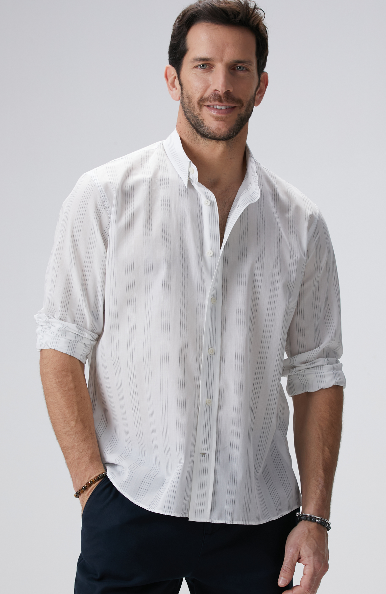 Beyaz Lacivert Çizgili Gömlek