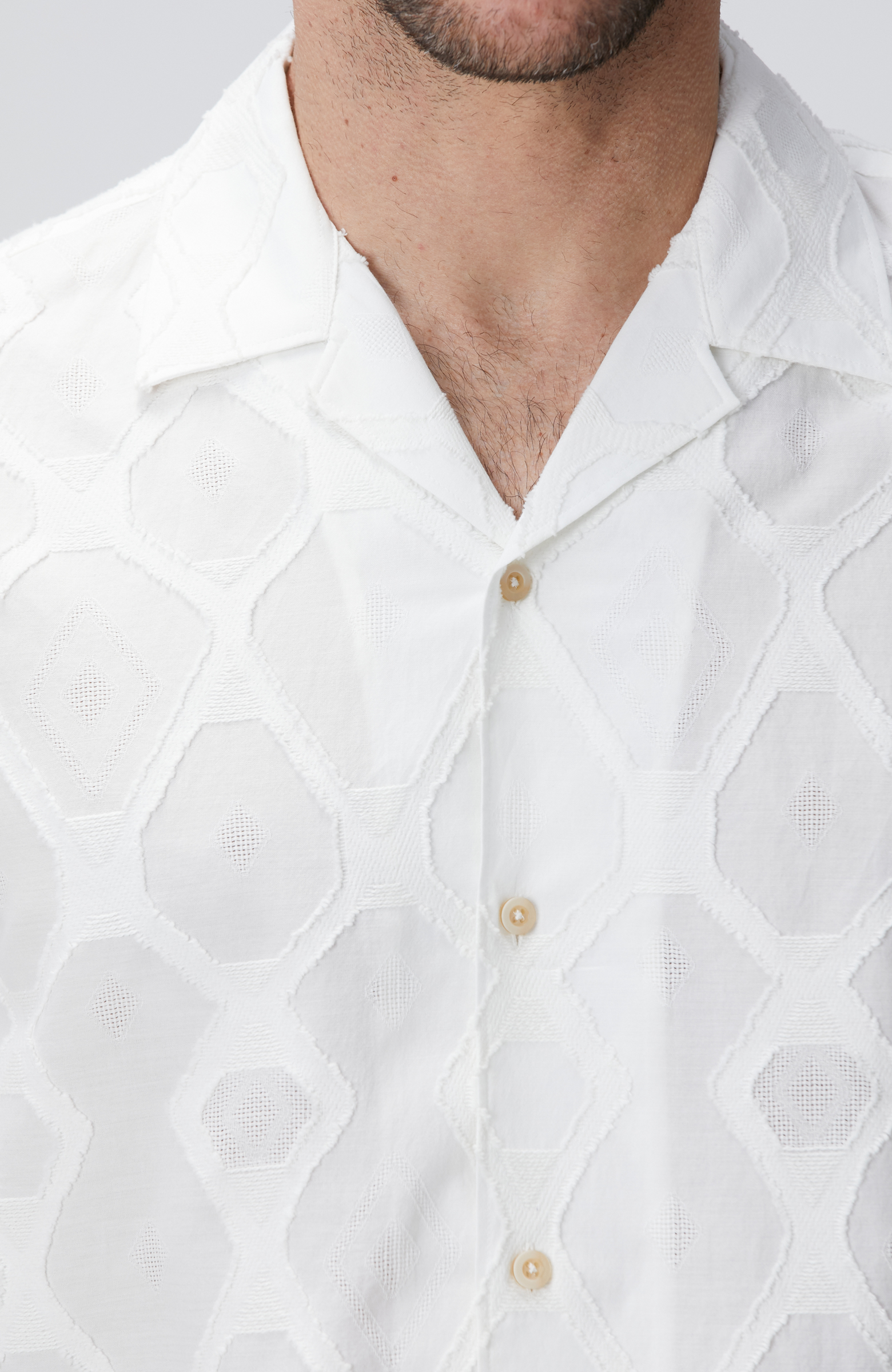 Beyaz Desenli Gömlek