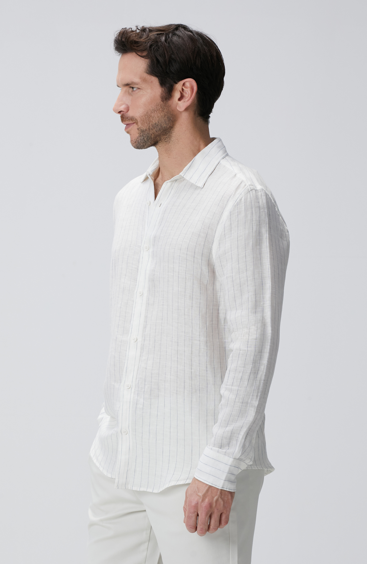 Beyaz Çizgi Desenli Keten Gömlek