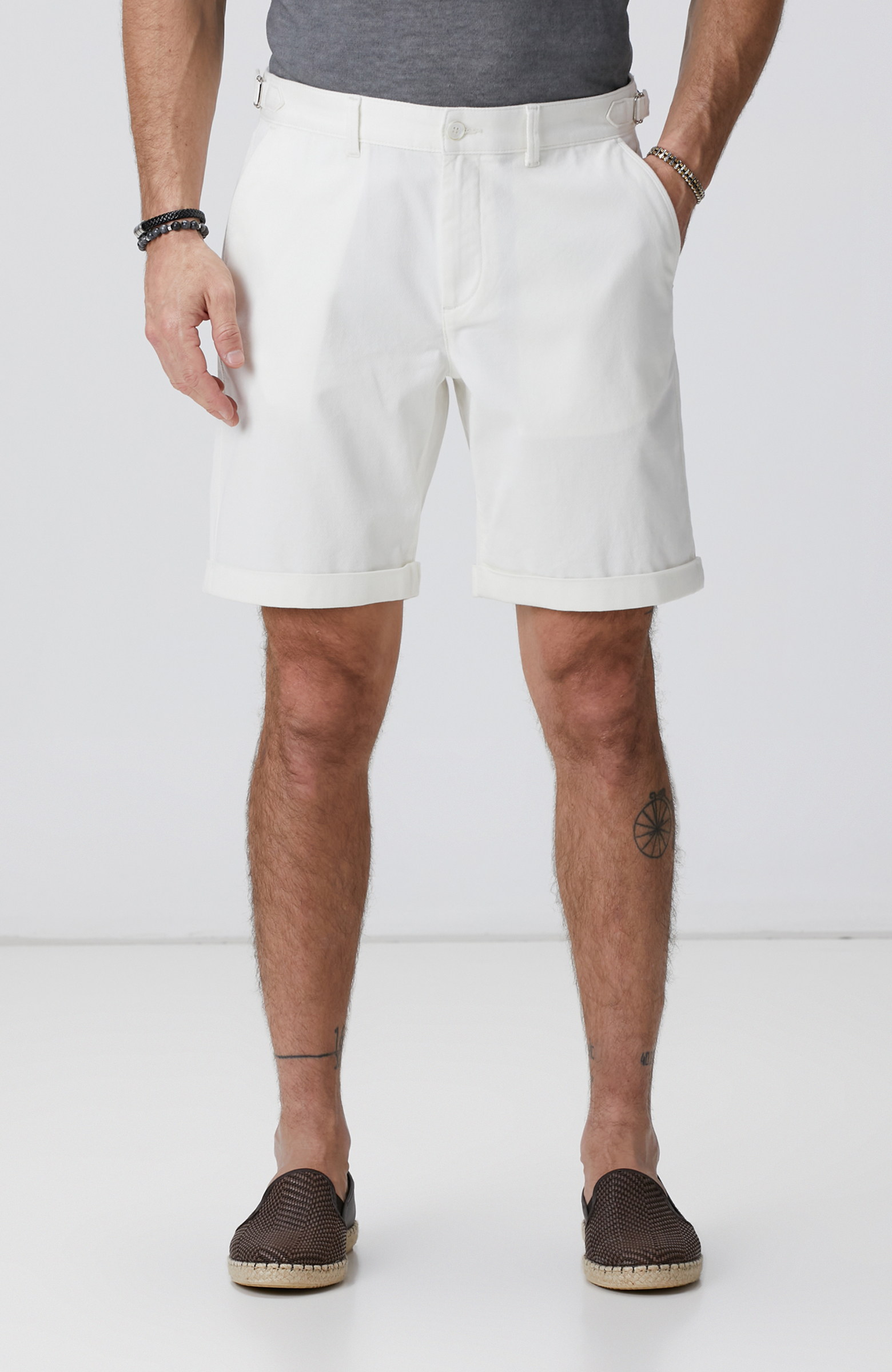 Kırık Beyaz Diyagonal Şort