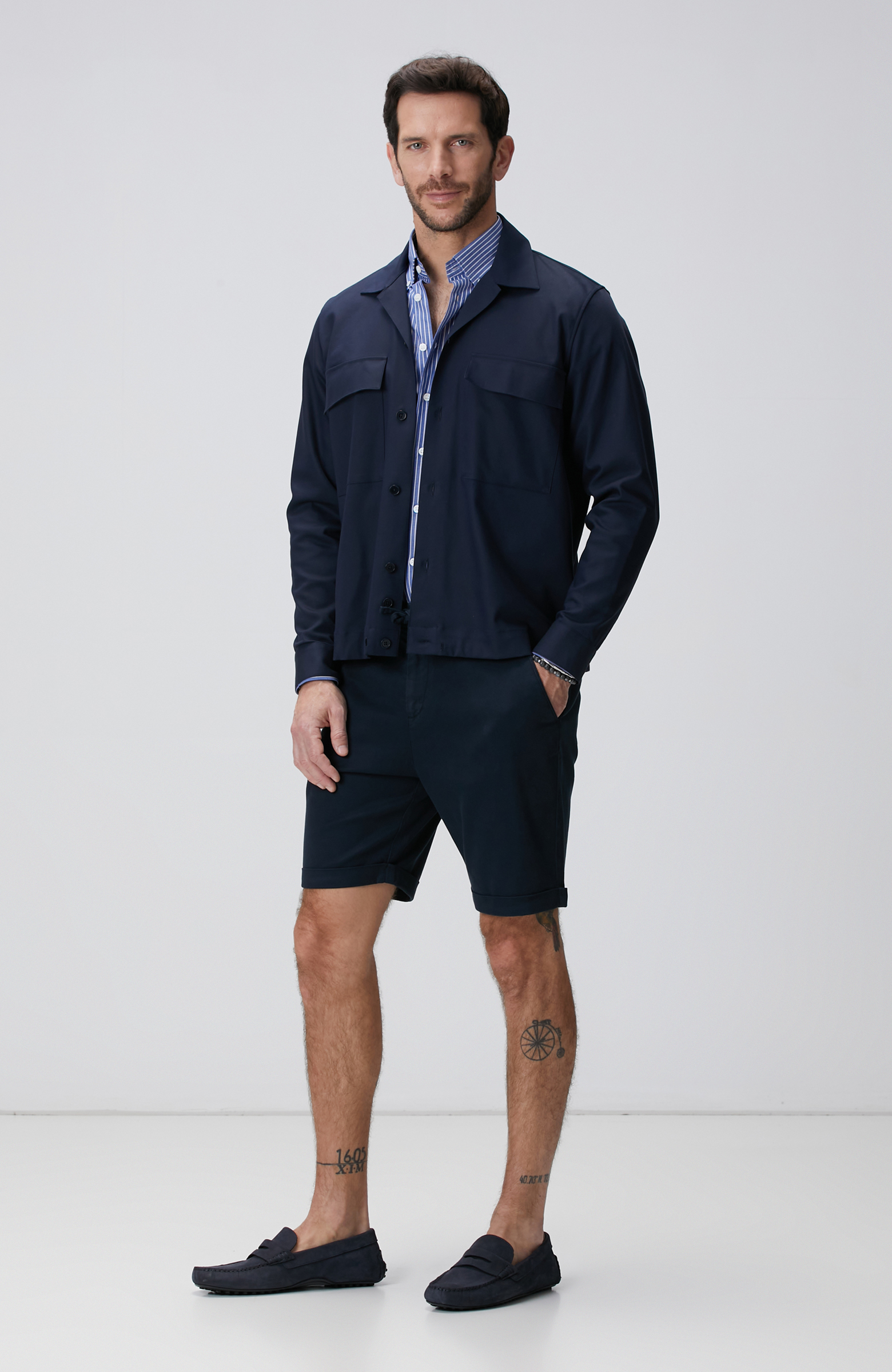 Mavi Çizgili Gömlek