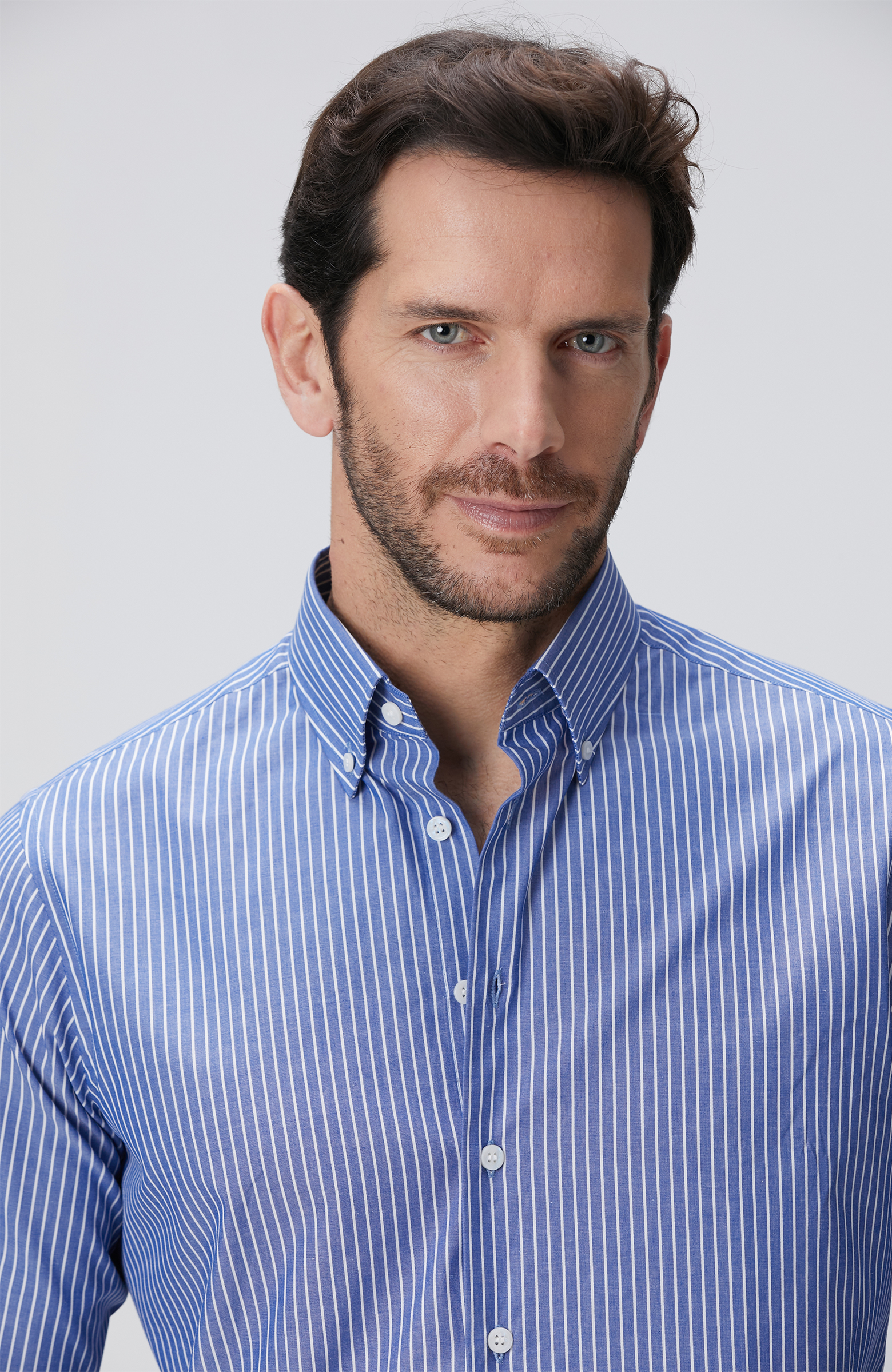 Mavi Çizgili Gömlek