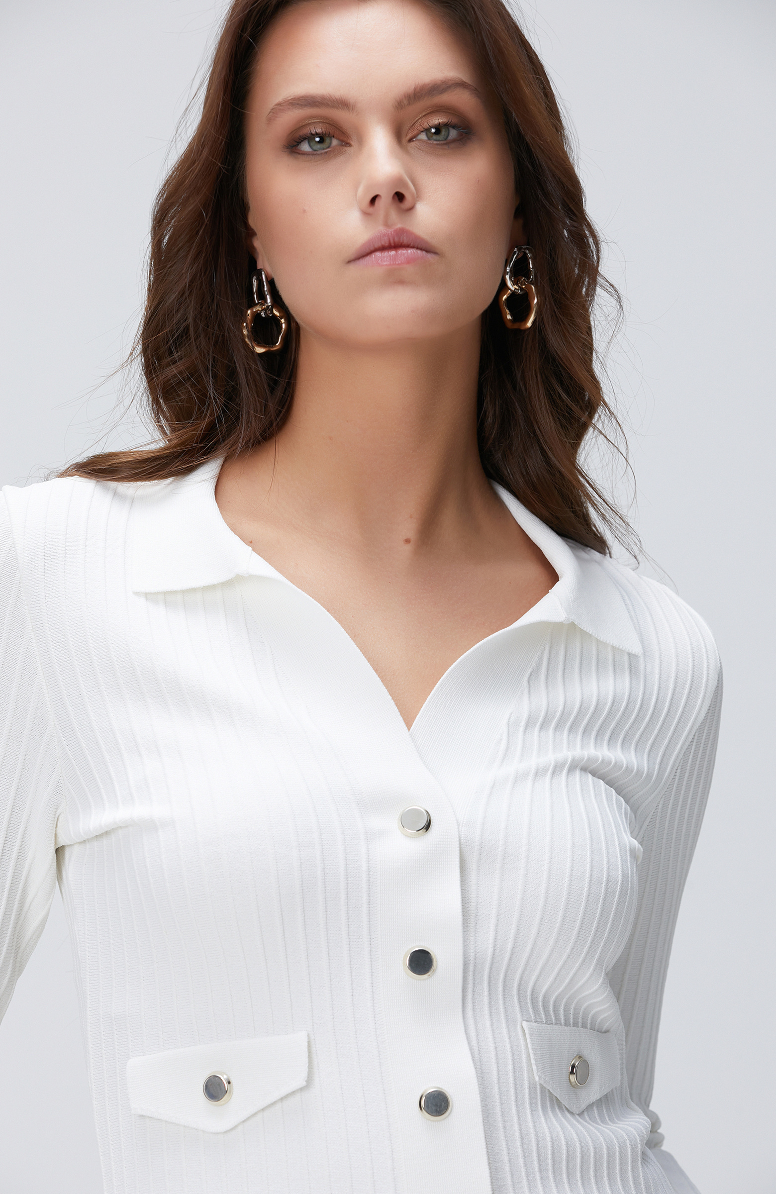 Gold Rengi Kadın Küpe