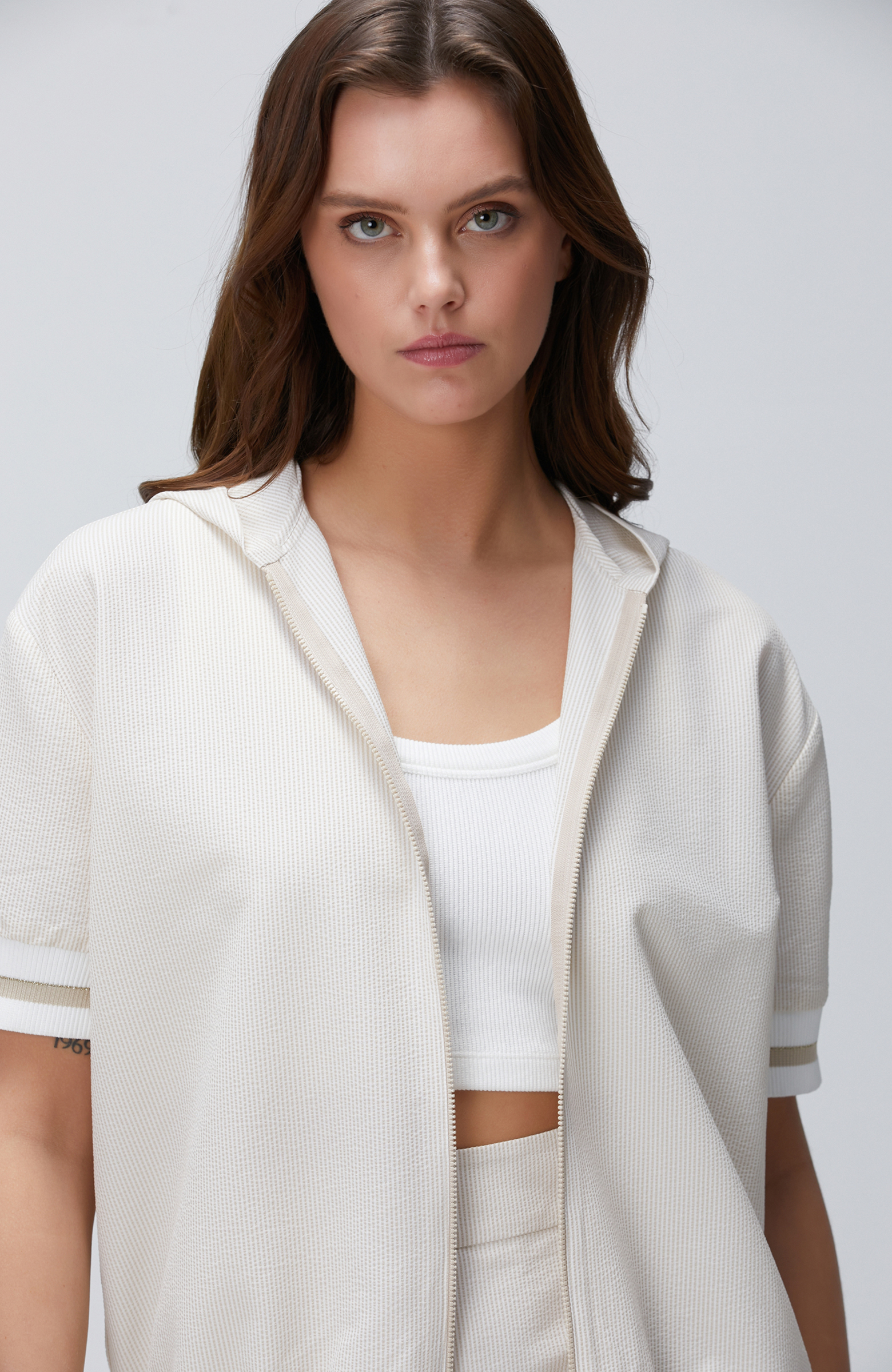 N-Tech Kırık Beyaz Bej Gofreli Mont