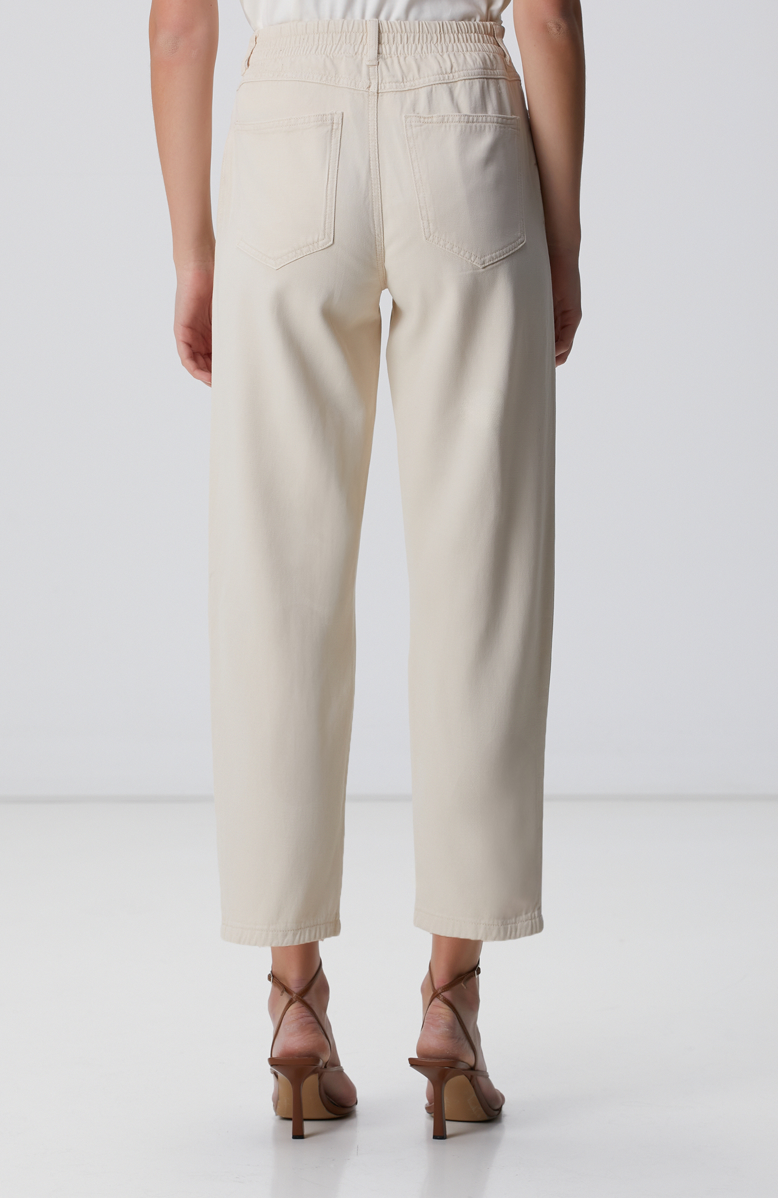 Kırık Beyaz Pantolon