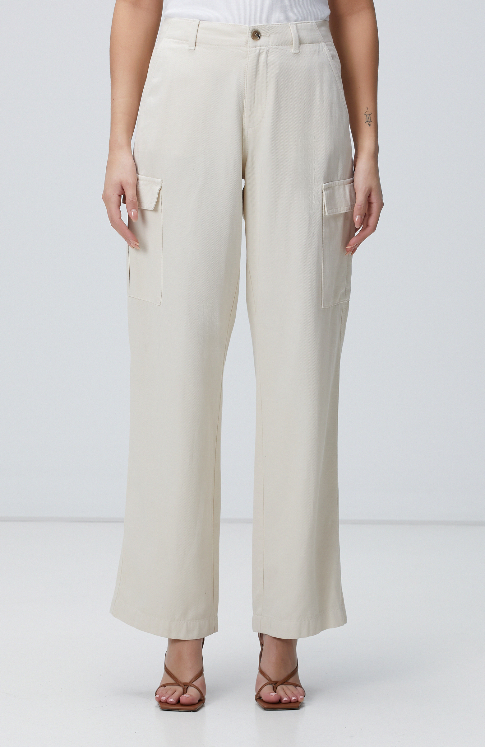 Kırık Beyaz Tencel Karışımlı Casual Pantolon