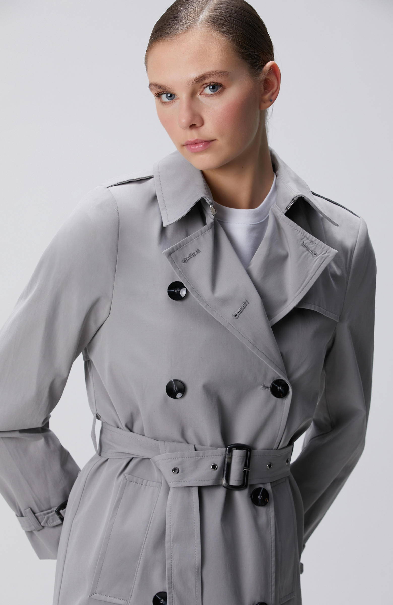 Açık Gri Apolet Detaylı Pardösü