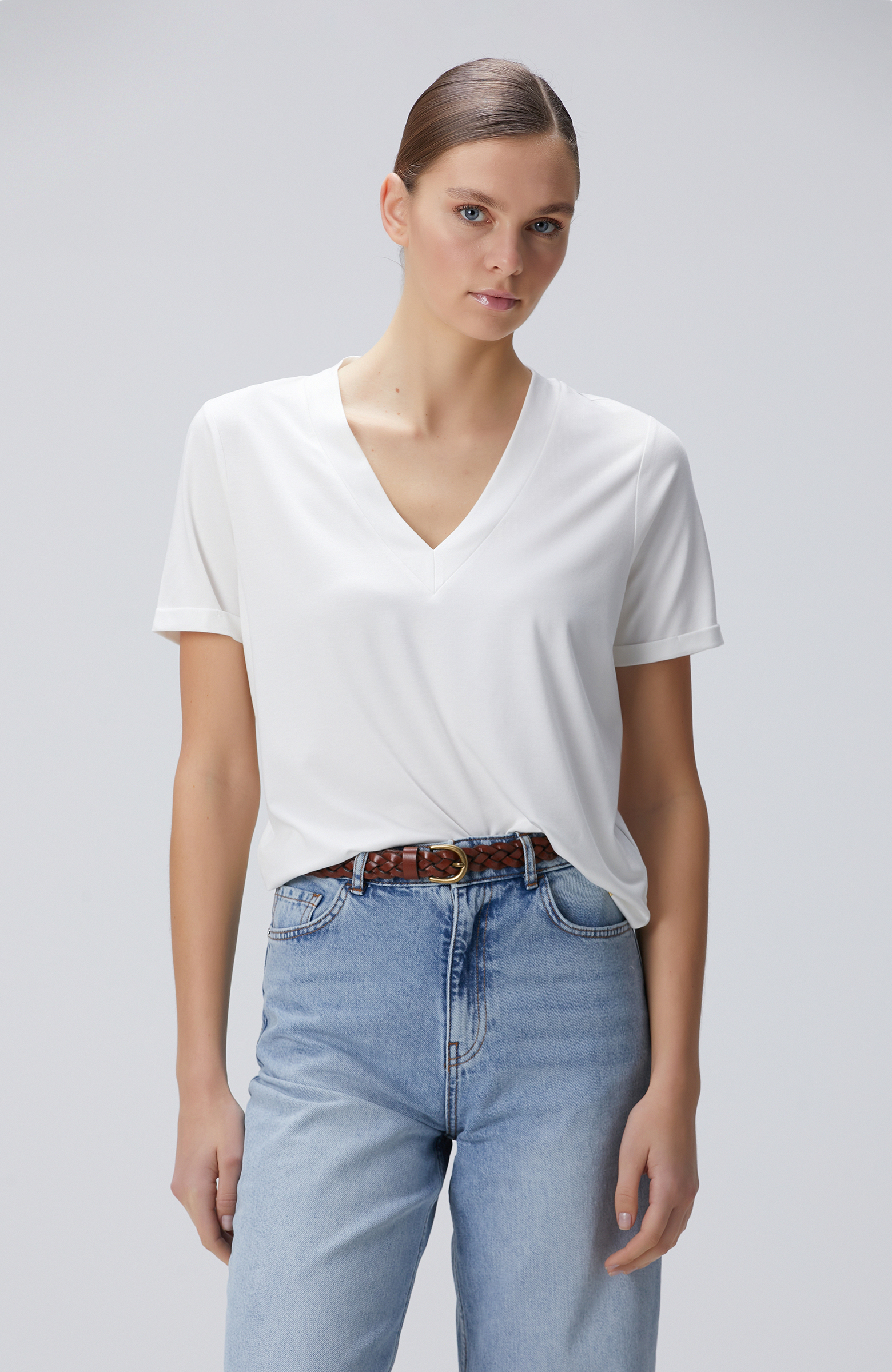 Kırık Beyaz Tshırt