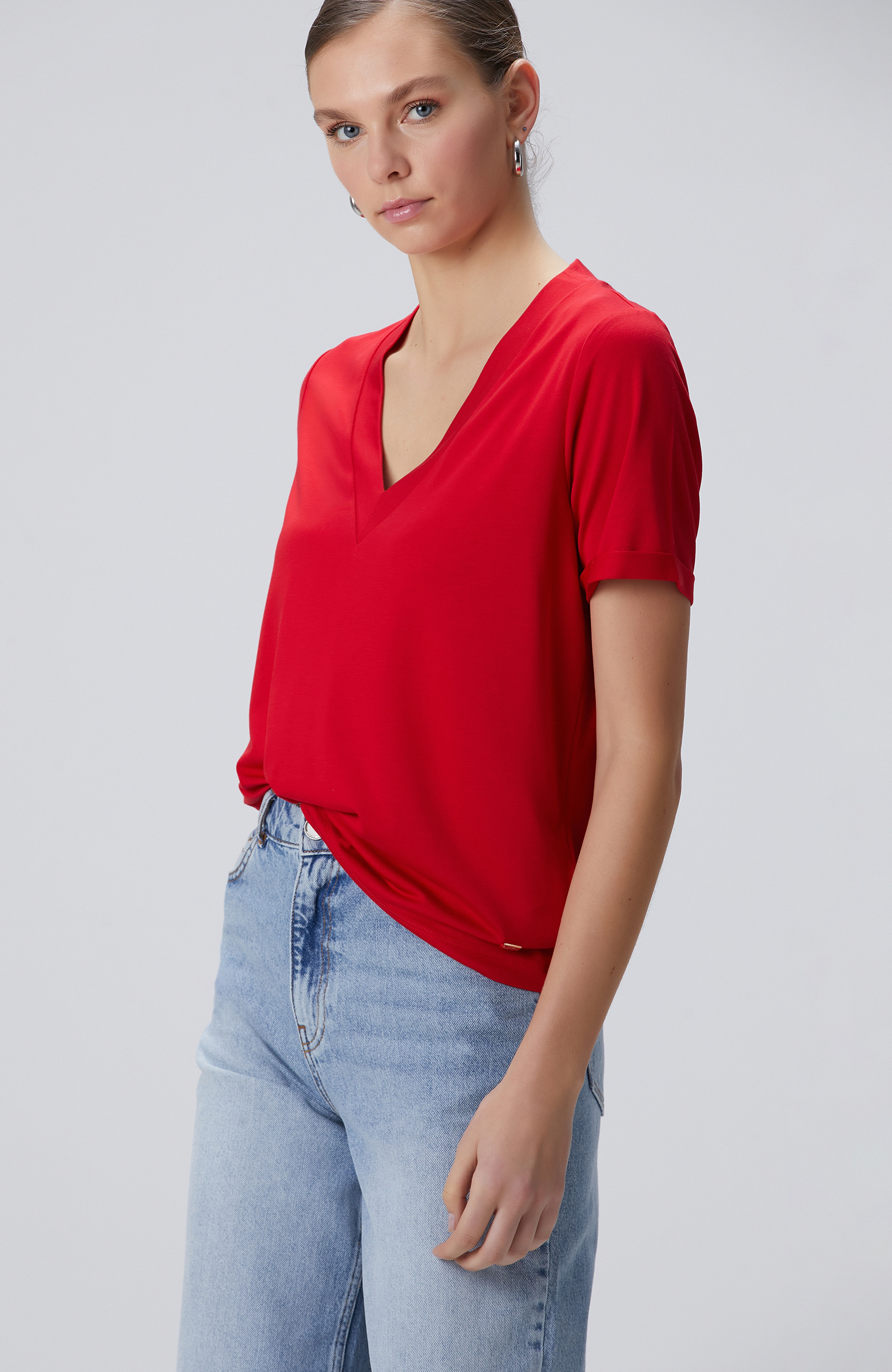 Kırmızı Tshirt