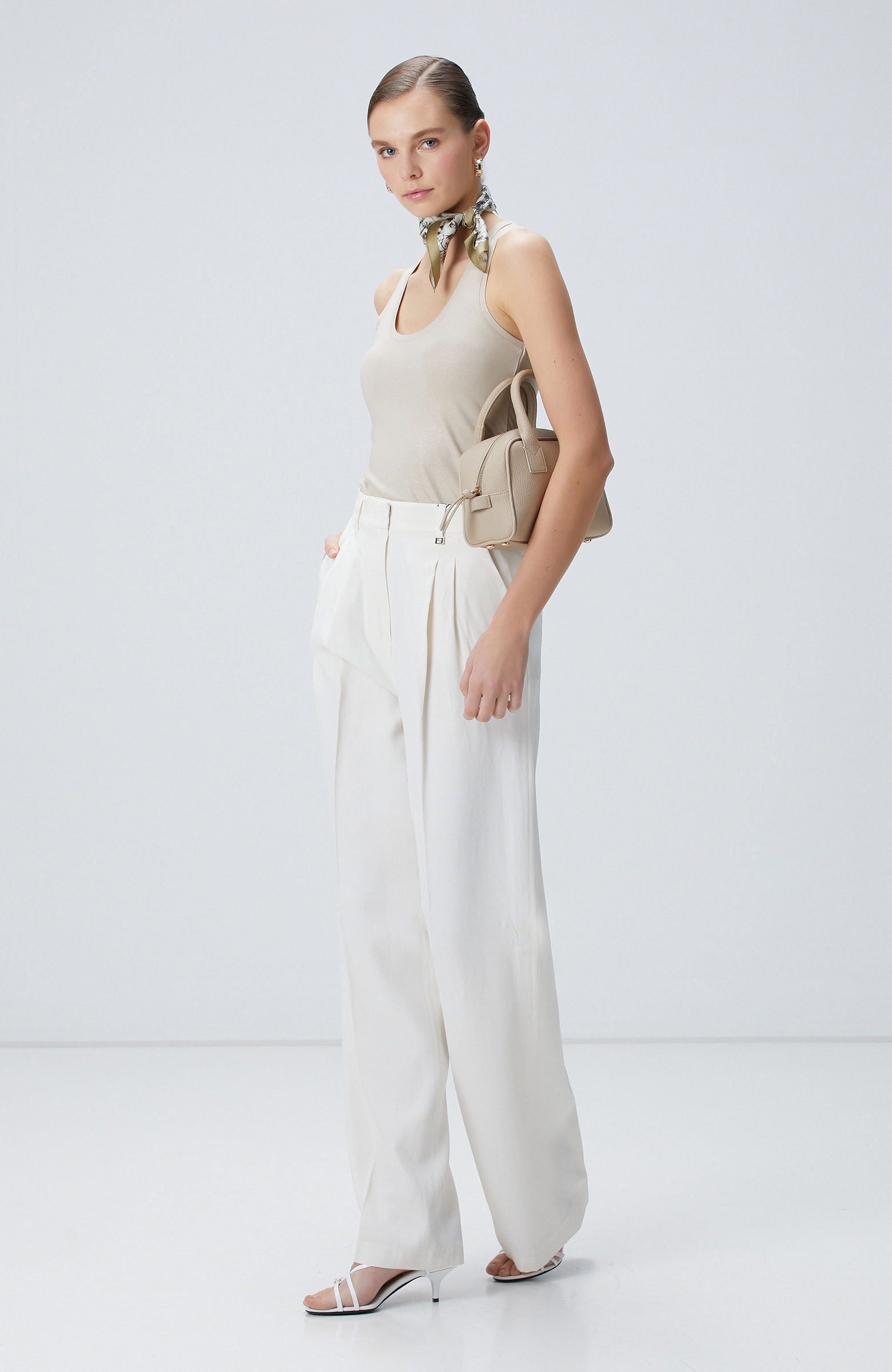 Bej Varak Baskılı T-shirt