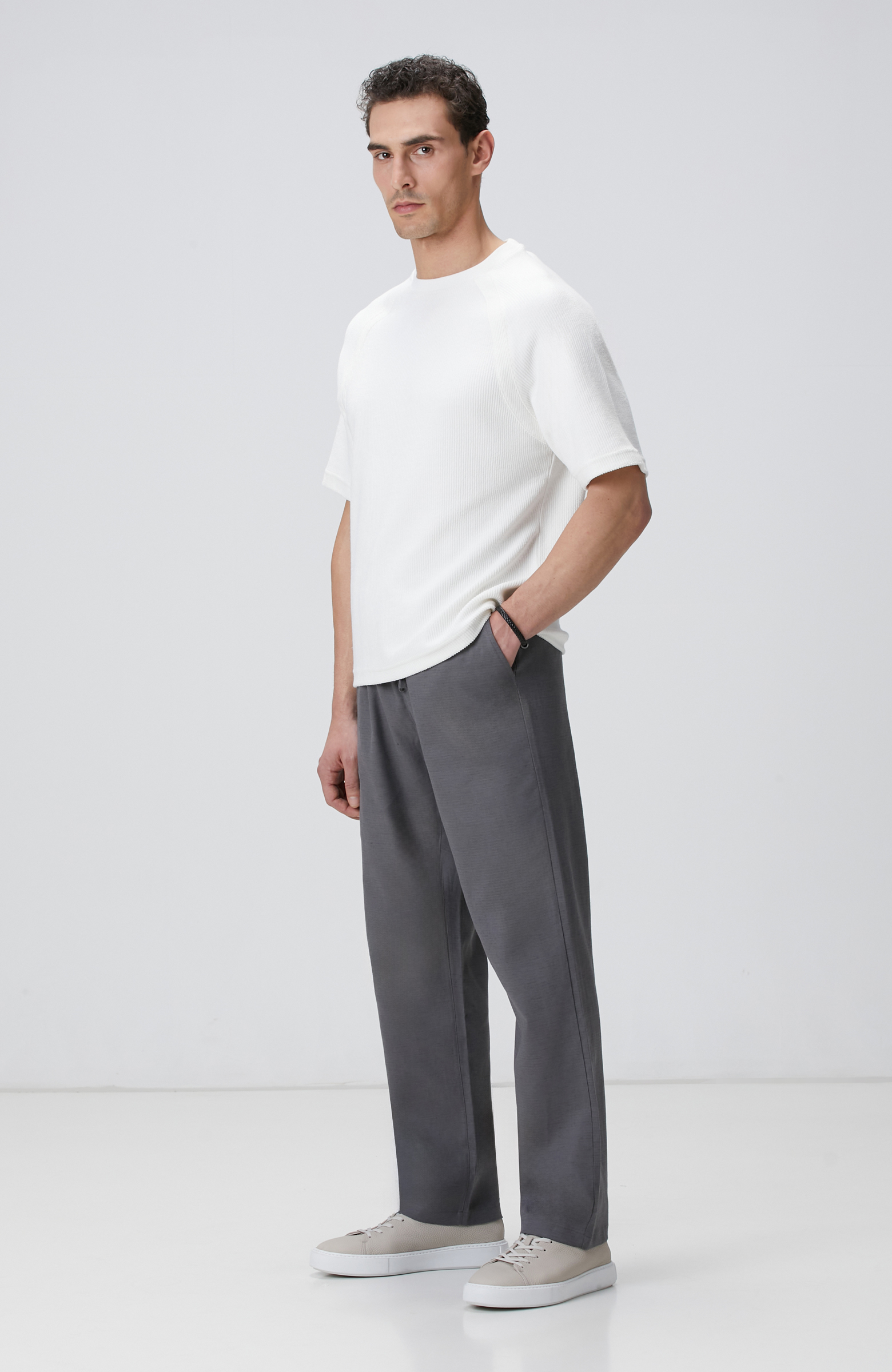 Kırık Beyaz T-shirt