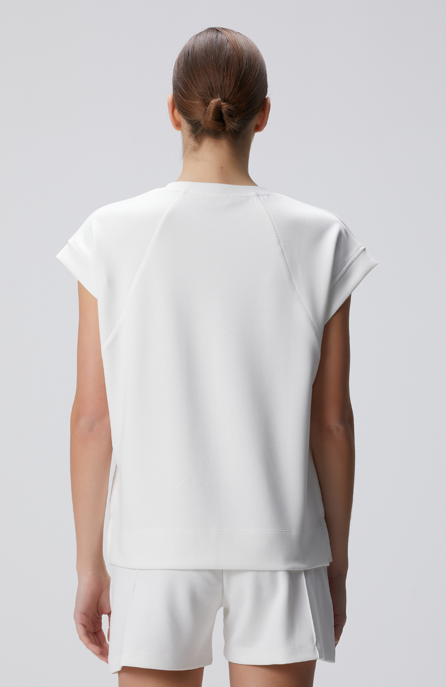 Kırık Beyaz Sweatshirt