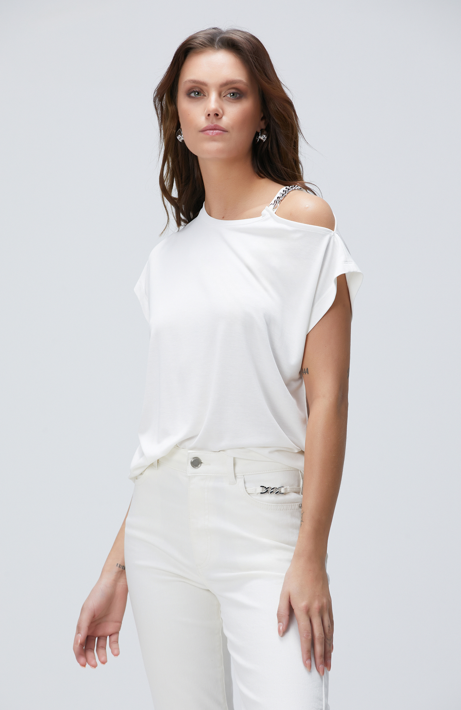 Kırık Beyaz T-shirt