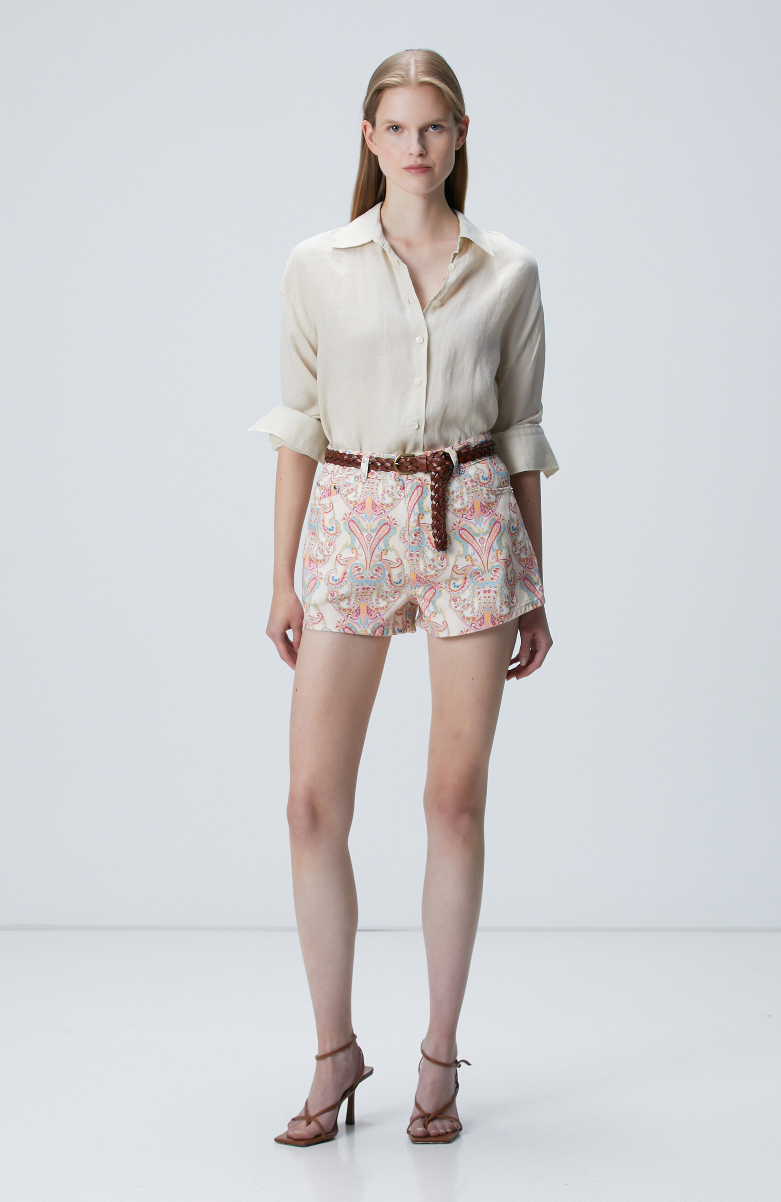 Bej Desenli Denim Şort