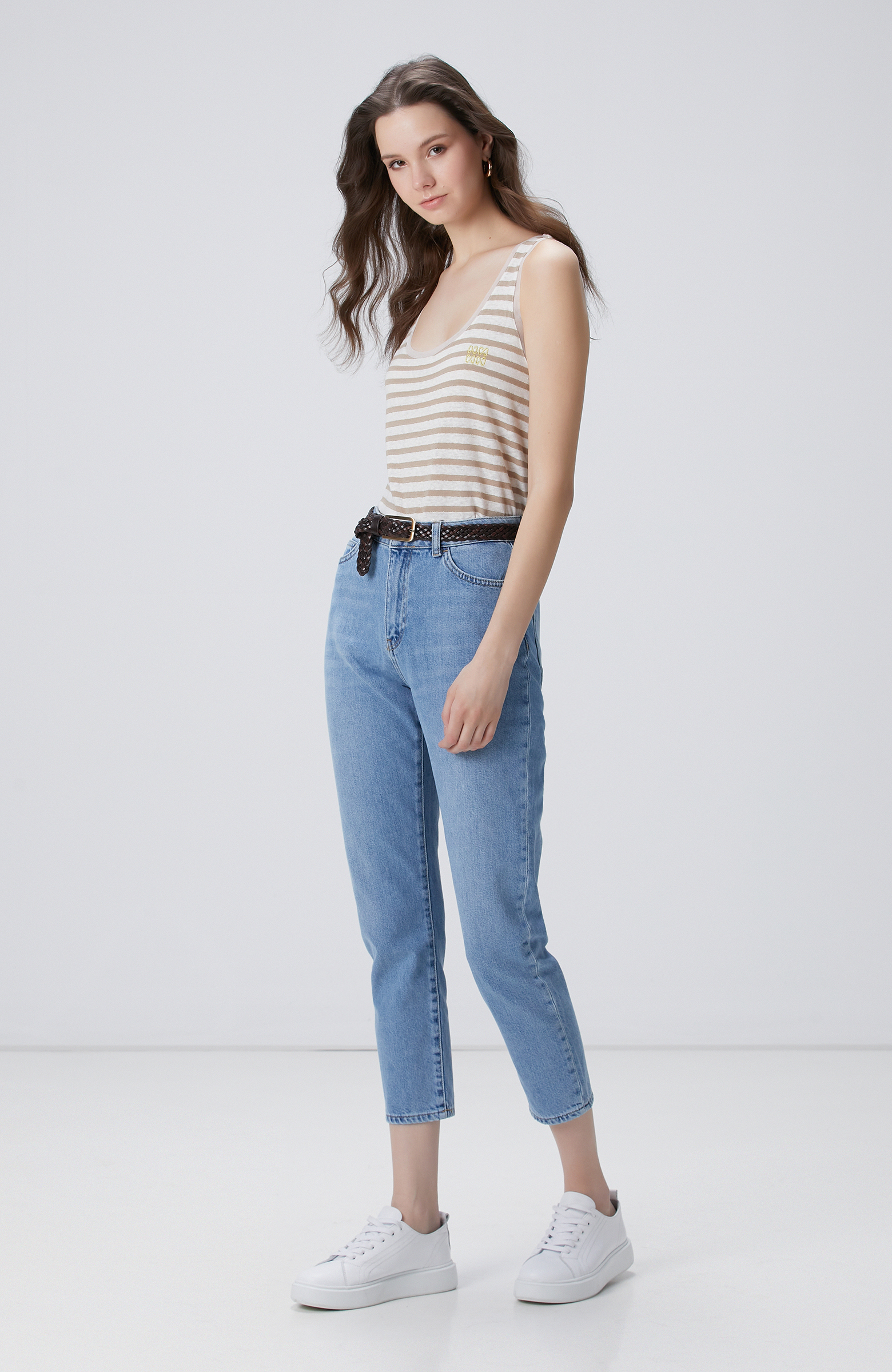 Vizon Kırık Beyaz Keten Karışımlı T-shirt