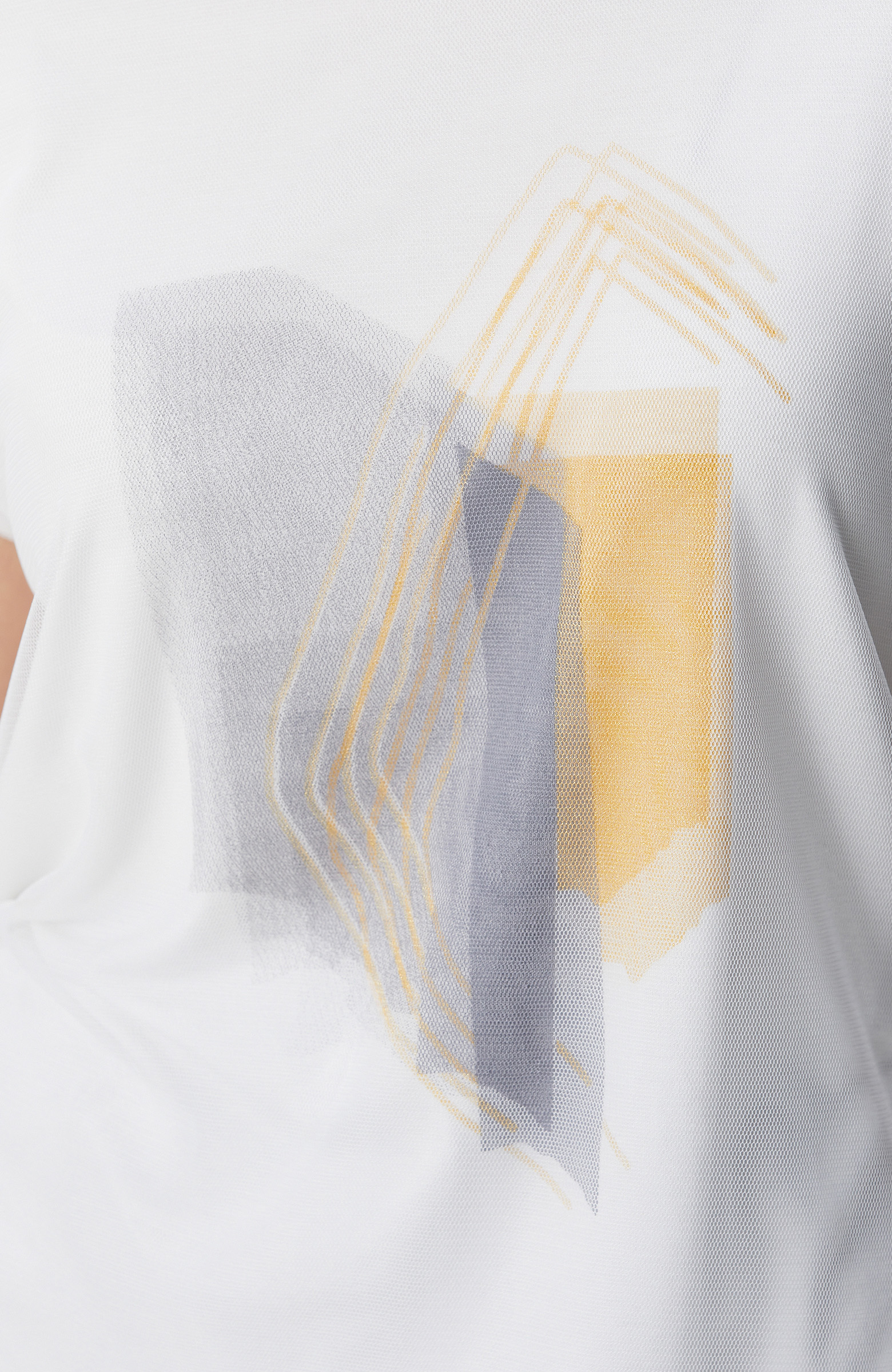 Kırık Beyaz Tül Garnili T-shirt