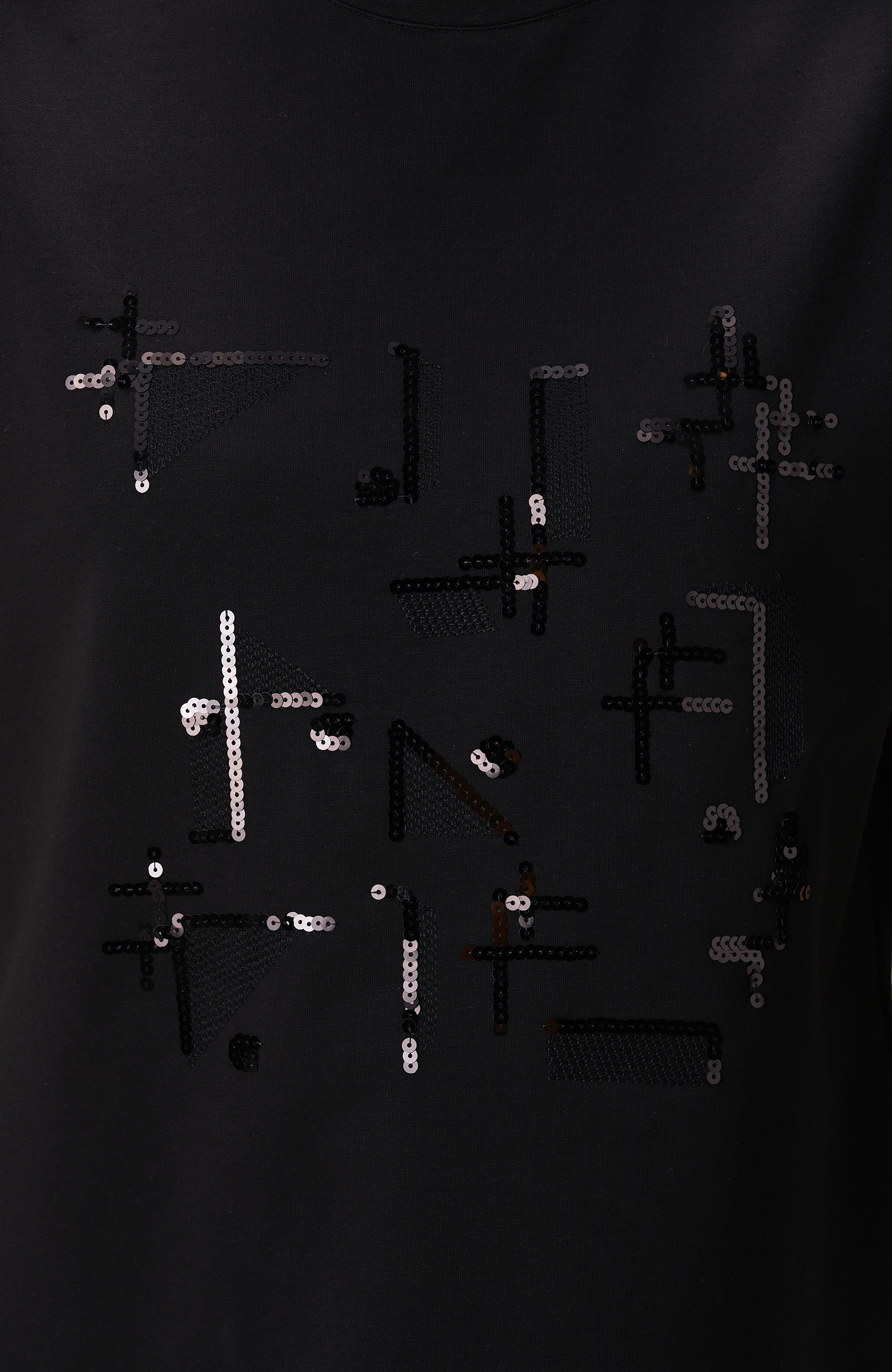 Siyah Payet Nakış İşlemeli T-shirt