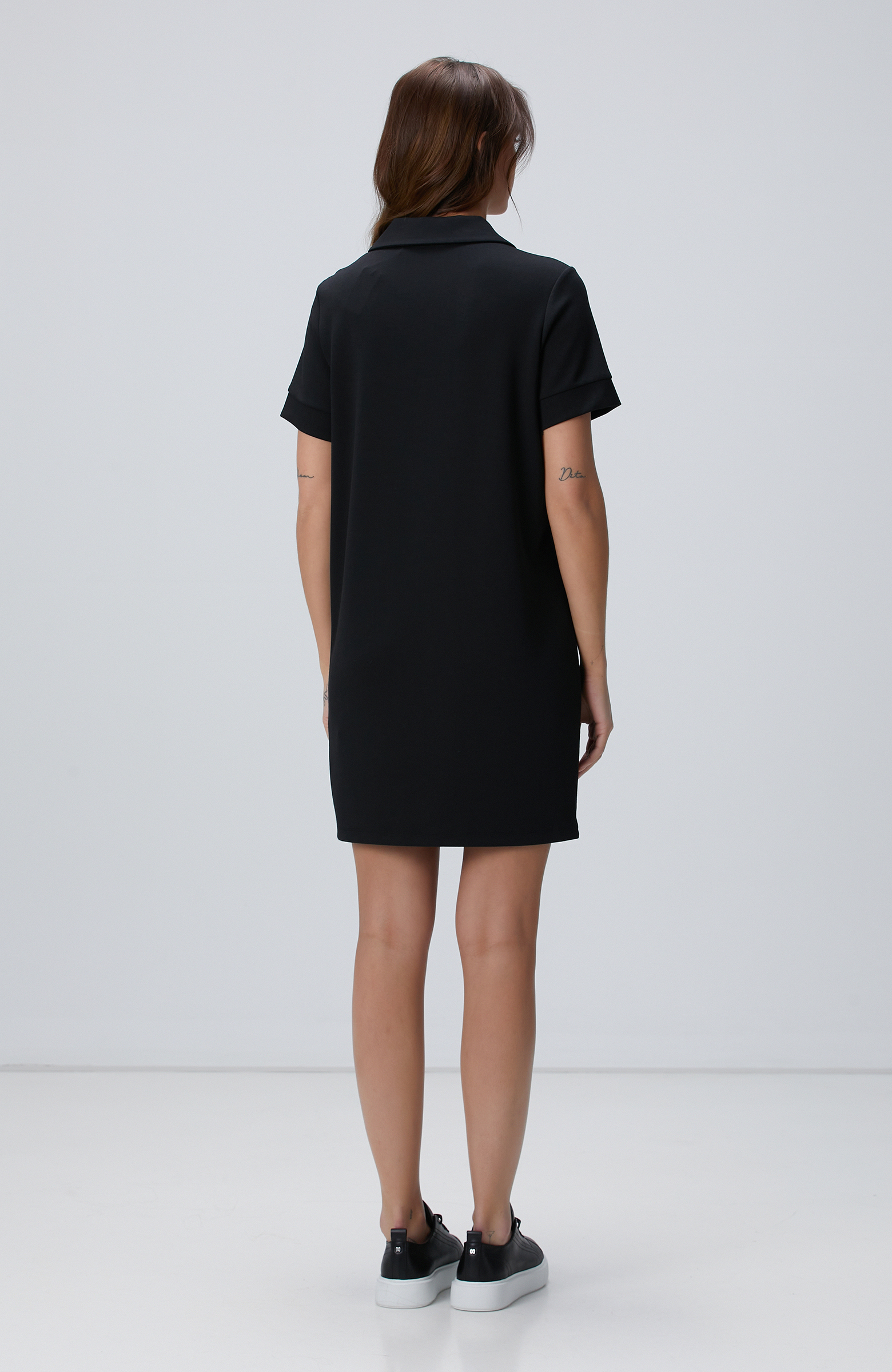 Siyah Polo Yaka Elbise