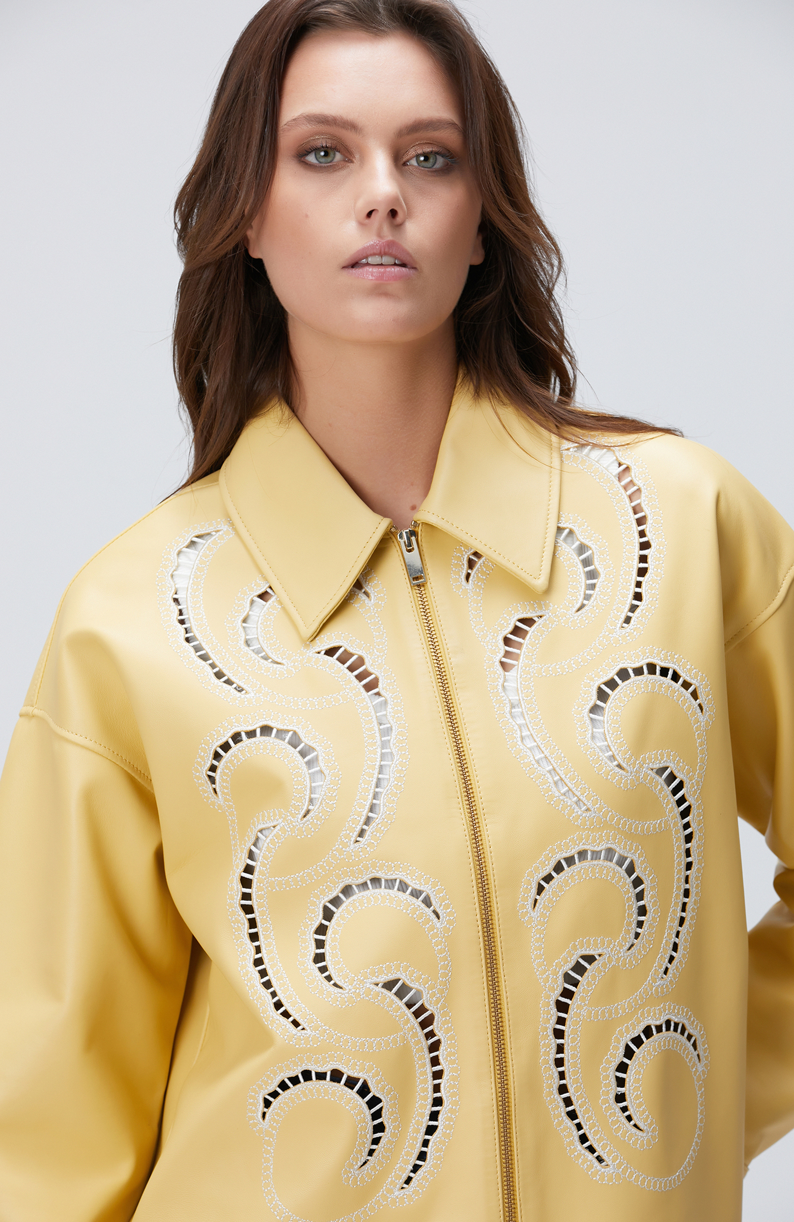 Limited Sarı Nakışlı Deri Mont