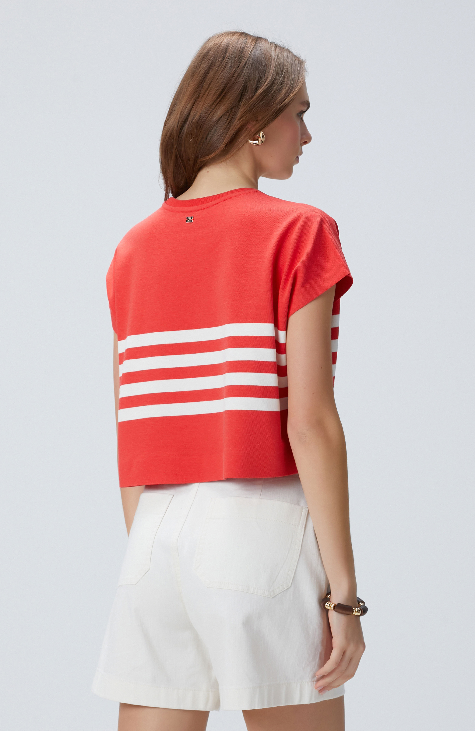 Kırmızı Beyaz Çizgili T-shirt