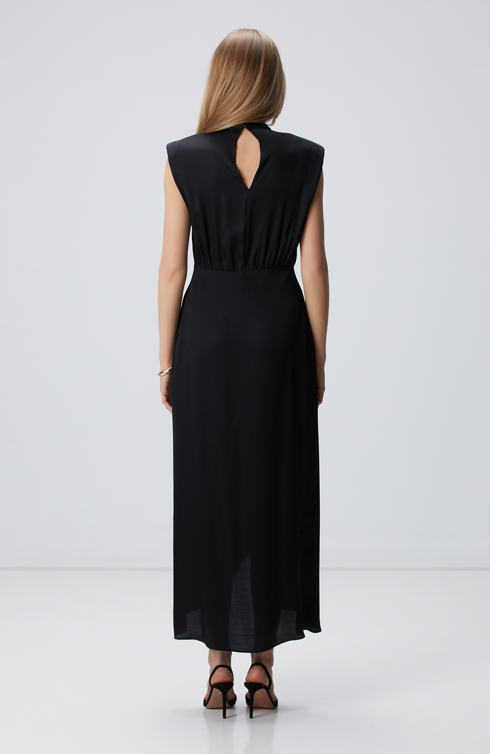 Siyah Midi Boy Elbise