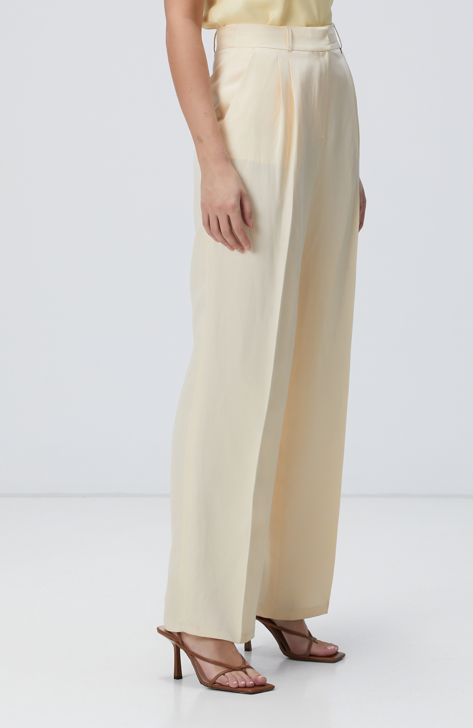 Limited Vanilya Keten Karışımlı Pantolon