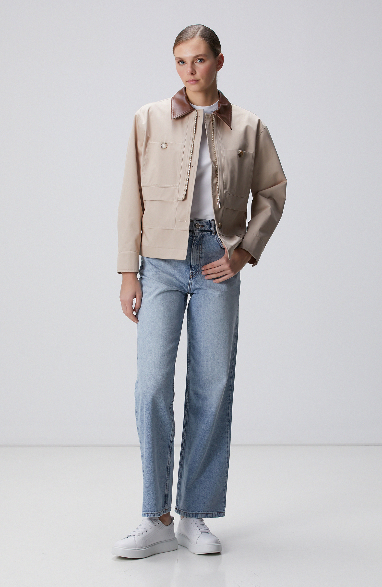 Açık Bej Kısa Pardösü