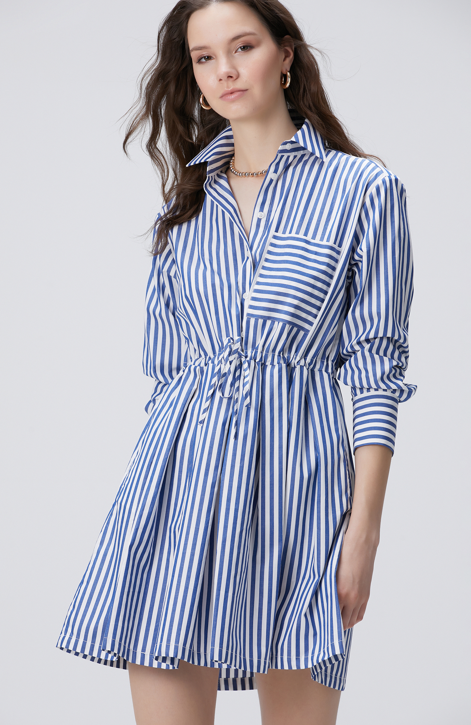 Mavi Beyaz Kısa Gömlek Elbise