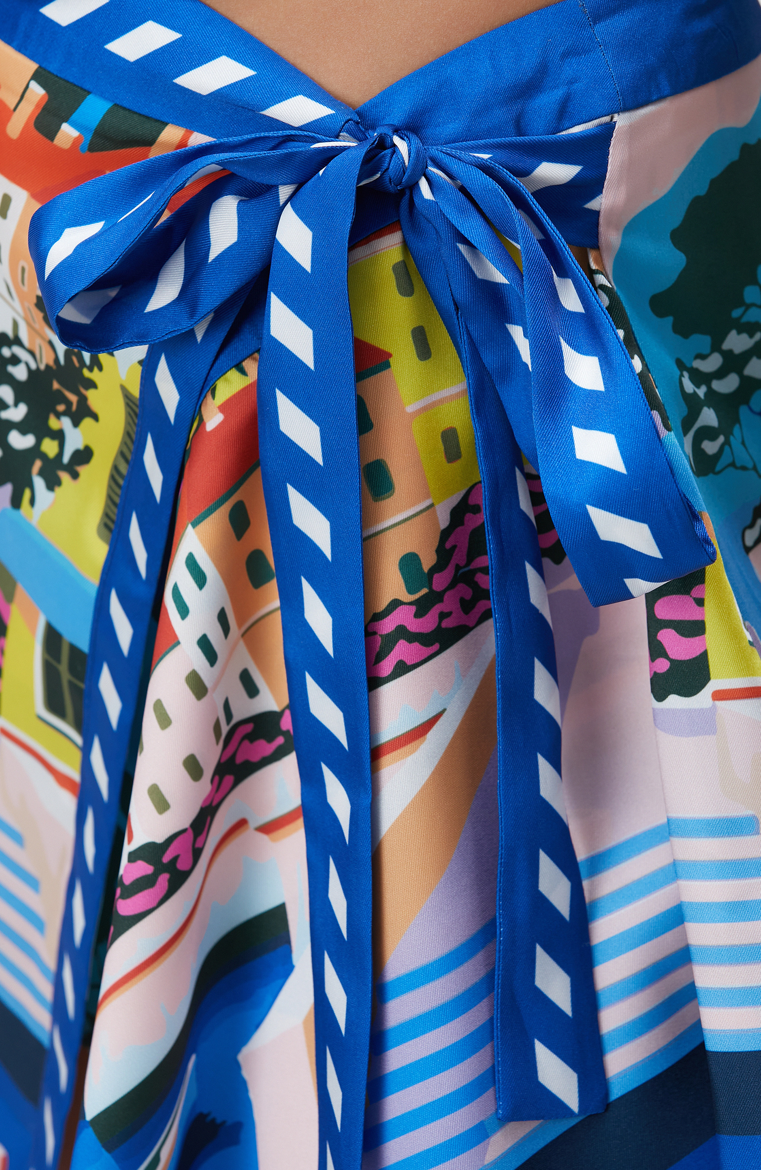 Mavi Desenli Plaj Etek