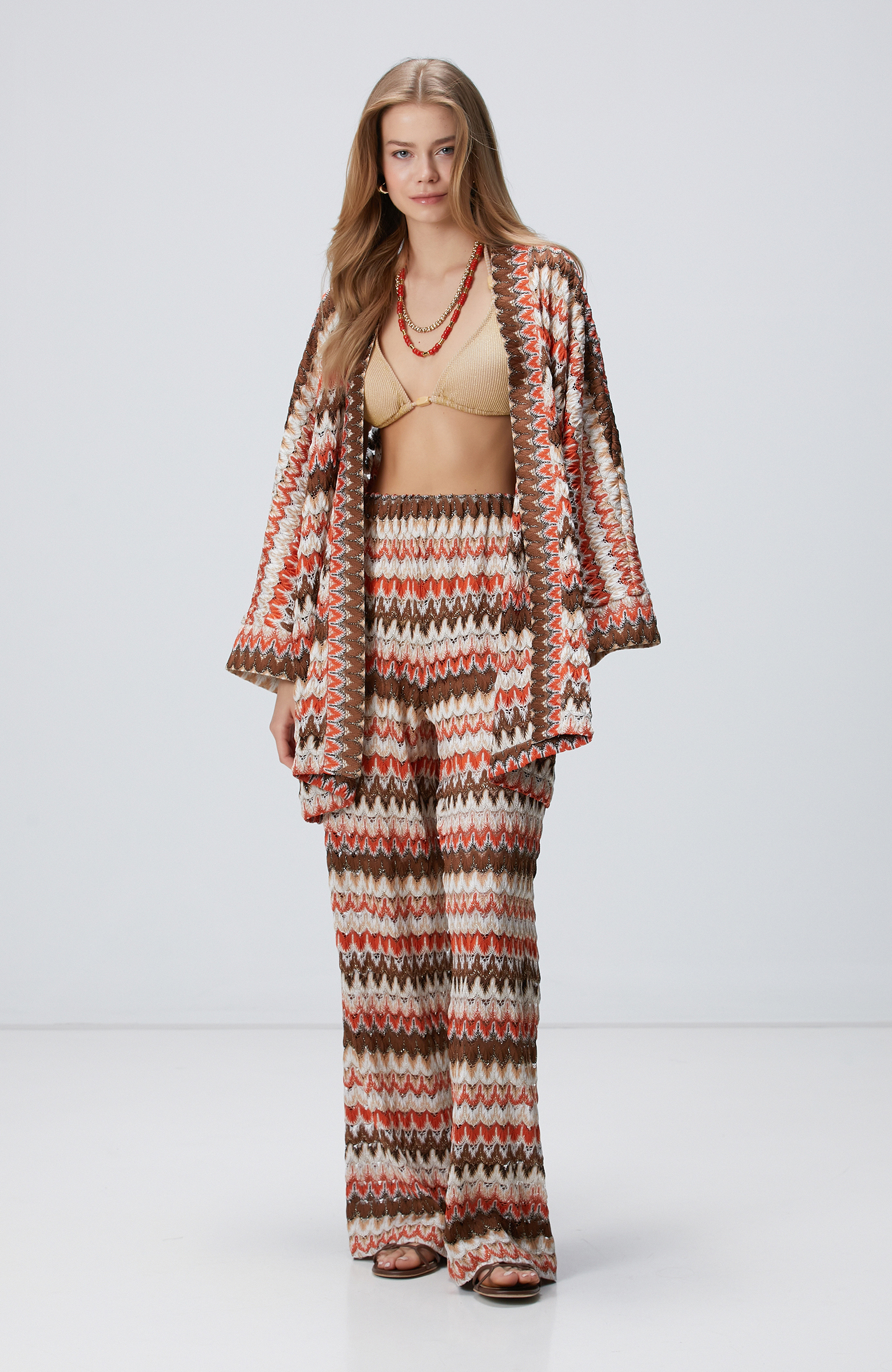 Kırık Beyaz Kahverengi Plaj Pantolonu