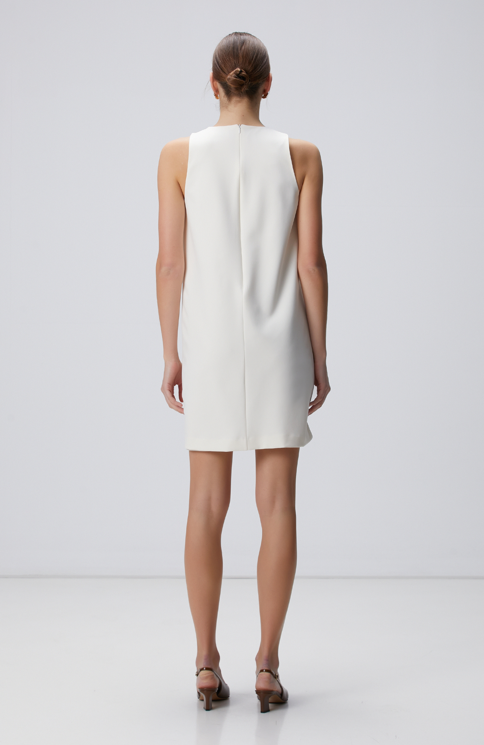 Kırık Beyaz Elbise