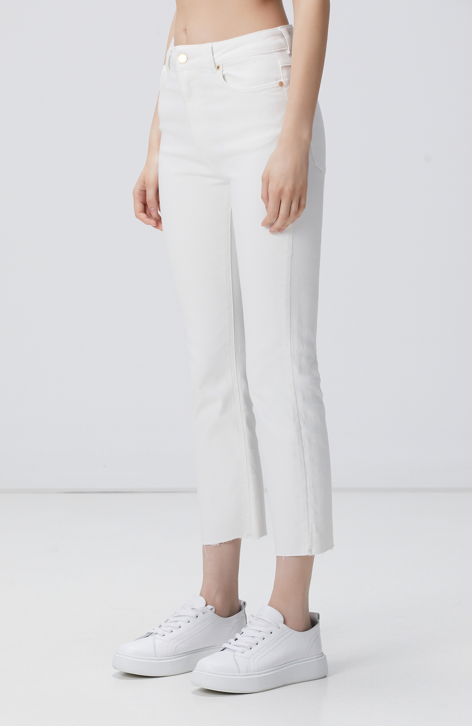 Kırık Beyaz Denim Pantolon