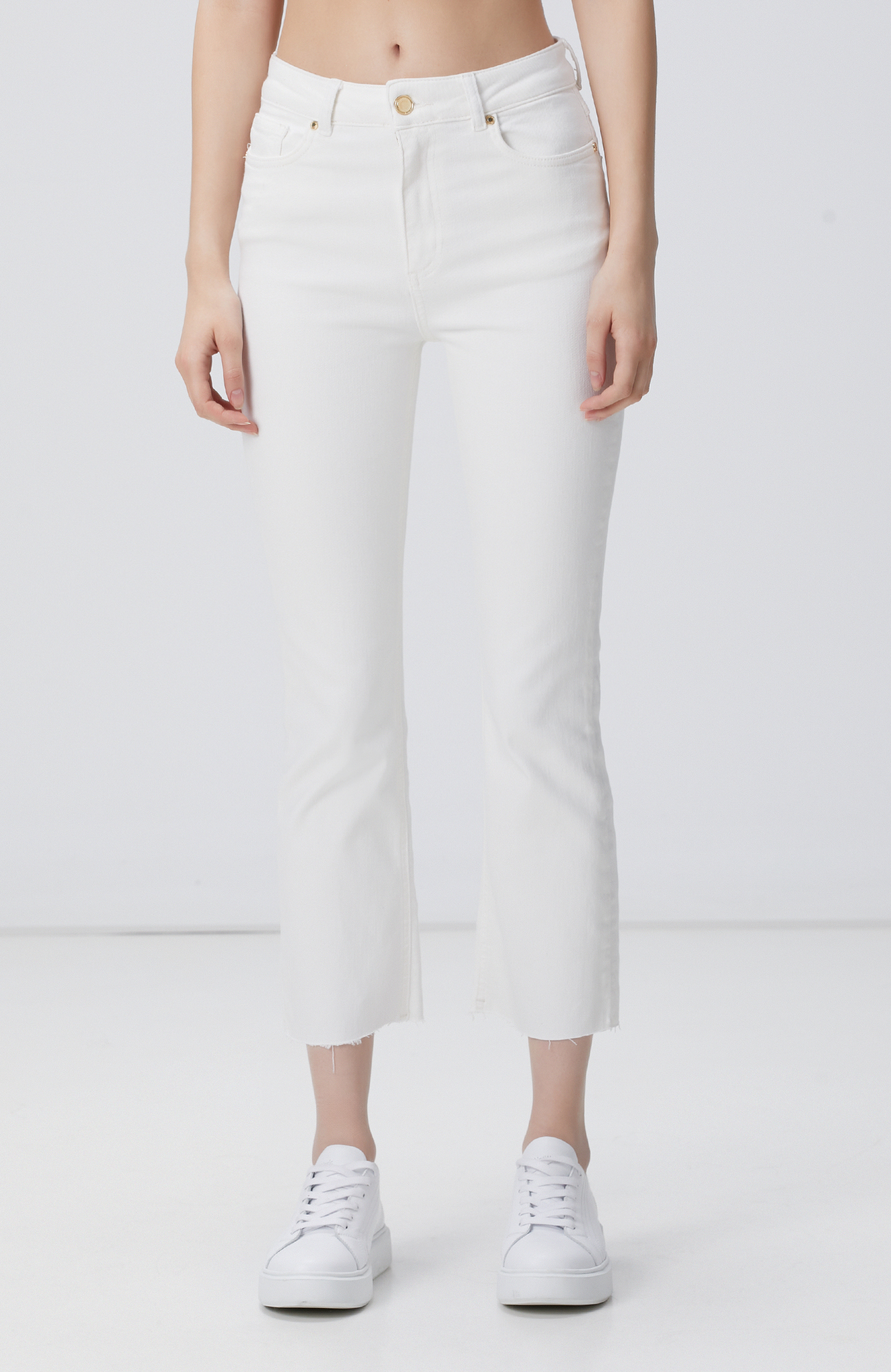 Kırık Beyaz Denim Pantolon