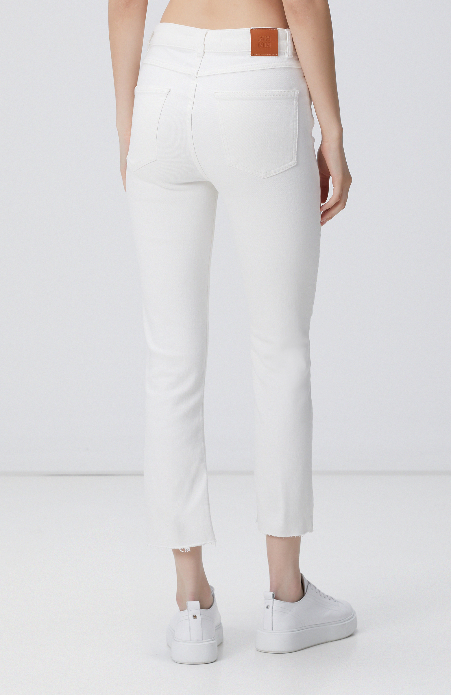 Kırık Beyaz Denim Pantolon