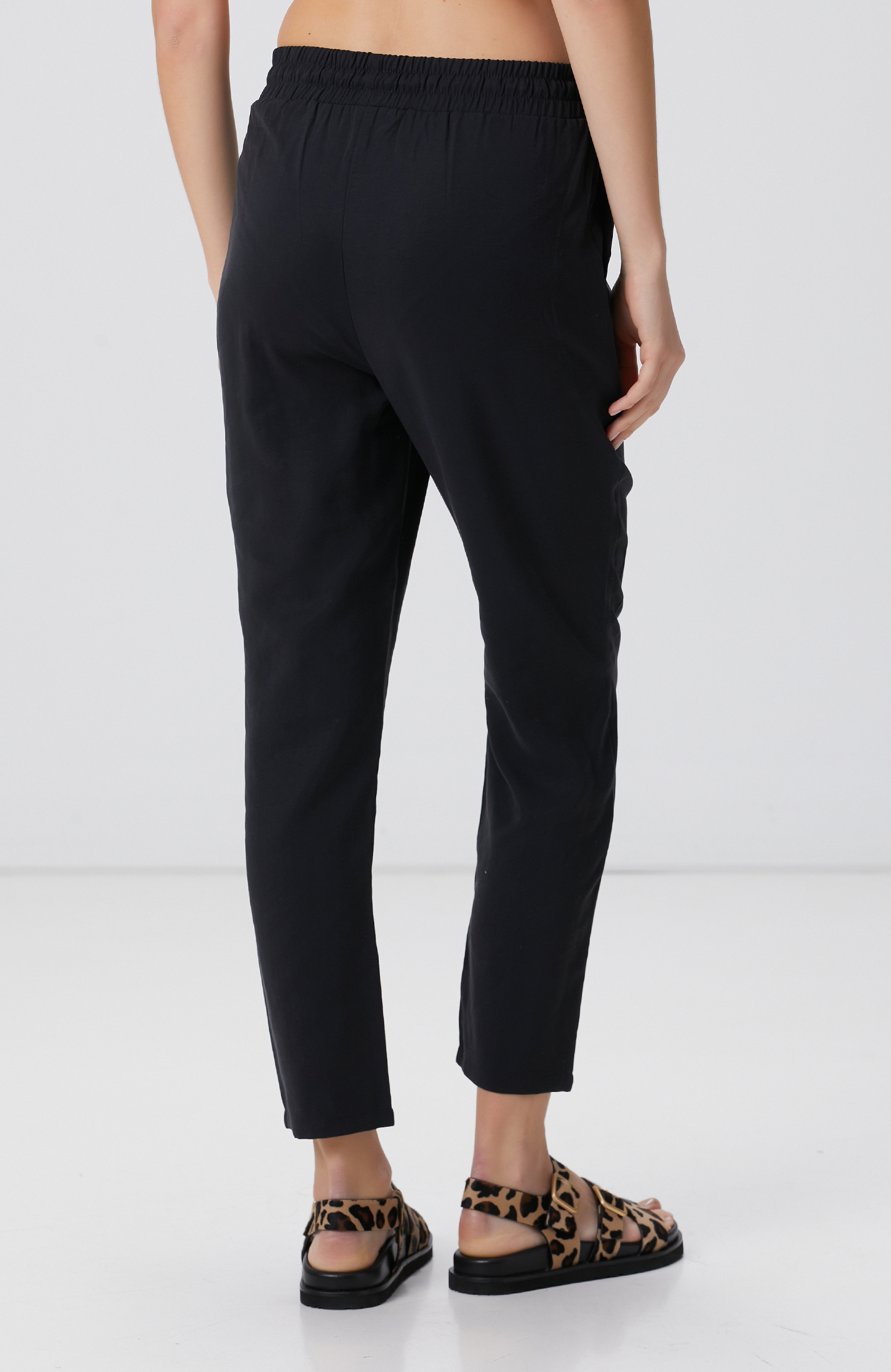 Siyah Basic Jogger Pantolon