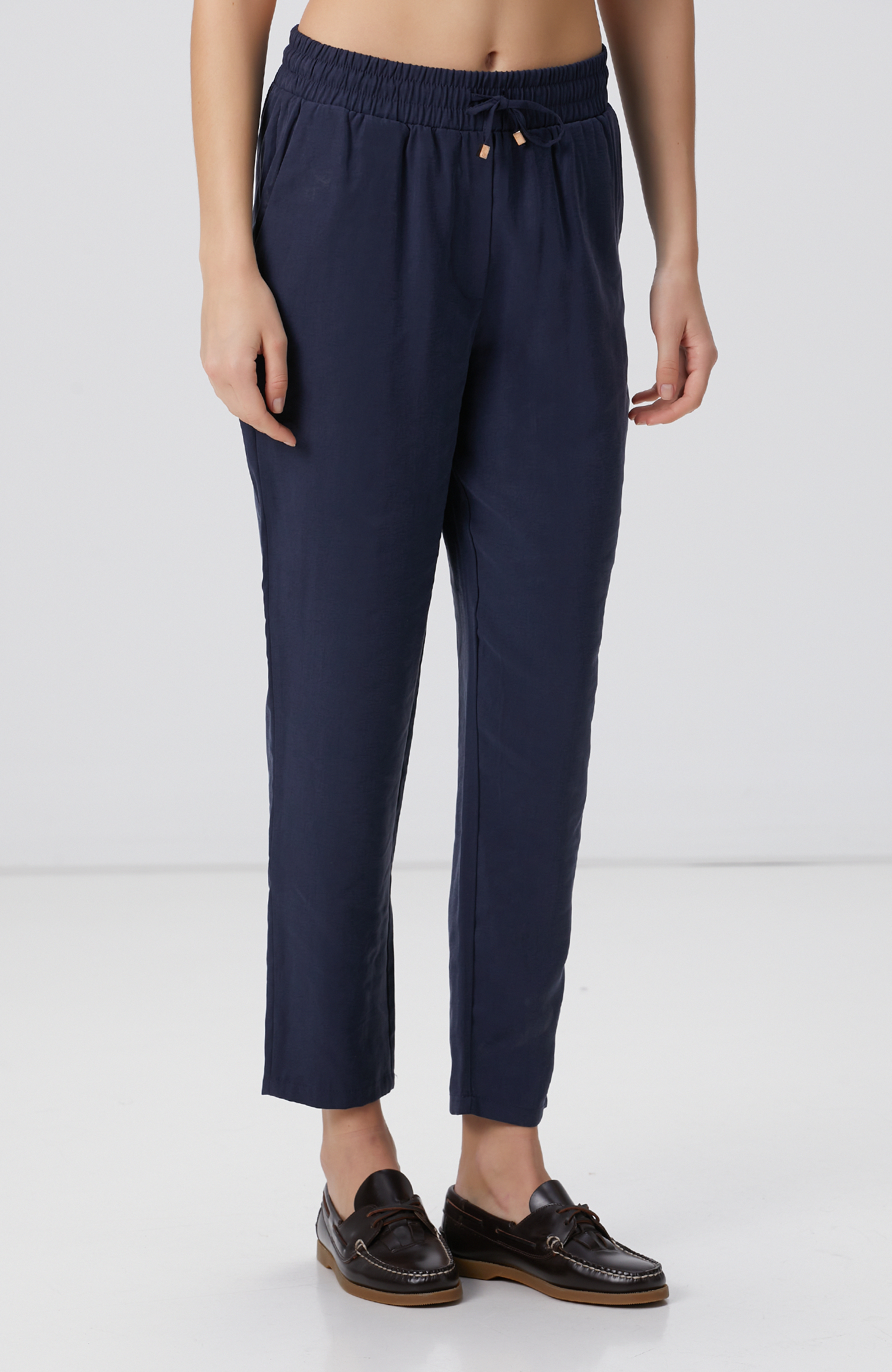 Lacivert Diyagonal Desenli Pantolon