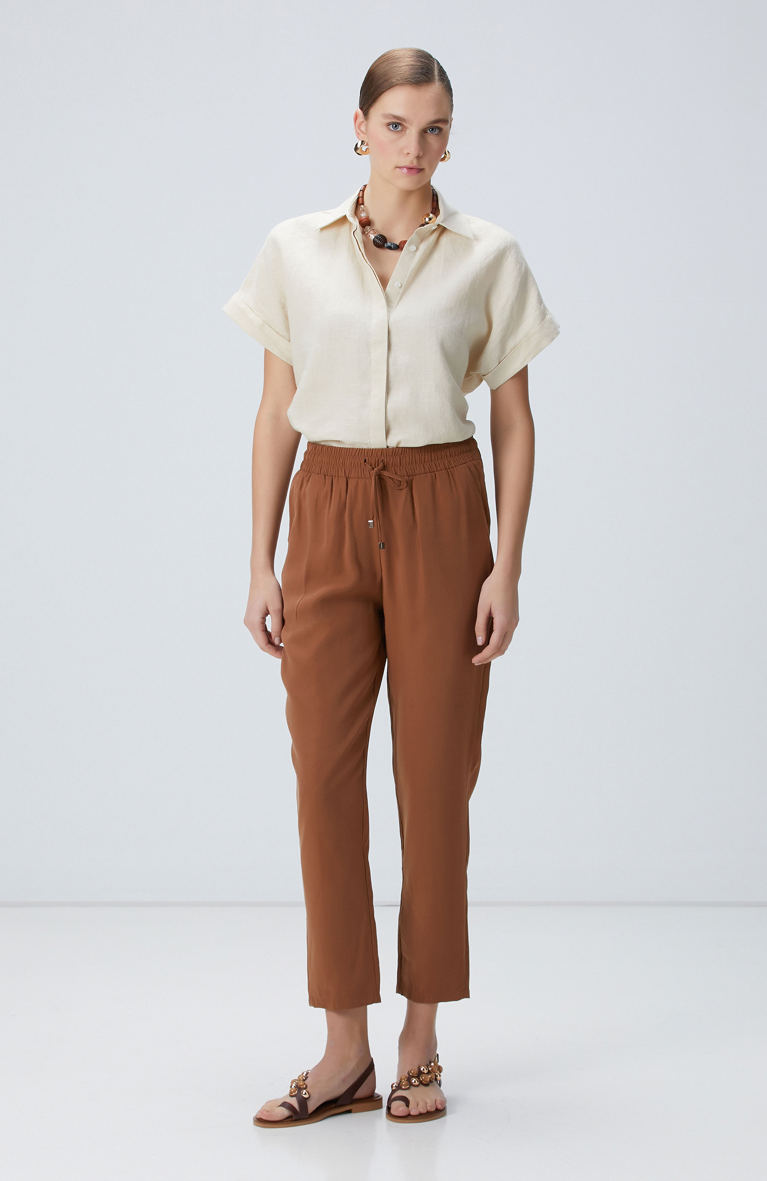 Kahverengi Diyagonal Desenli Pantolon