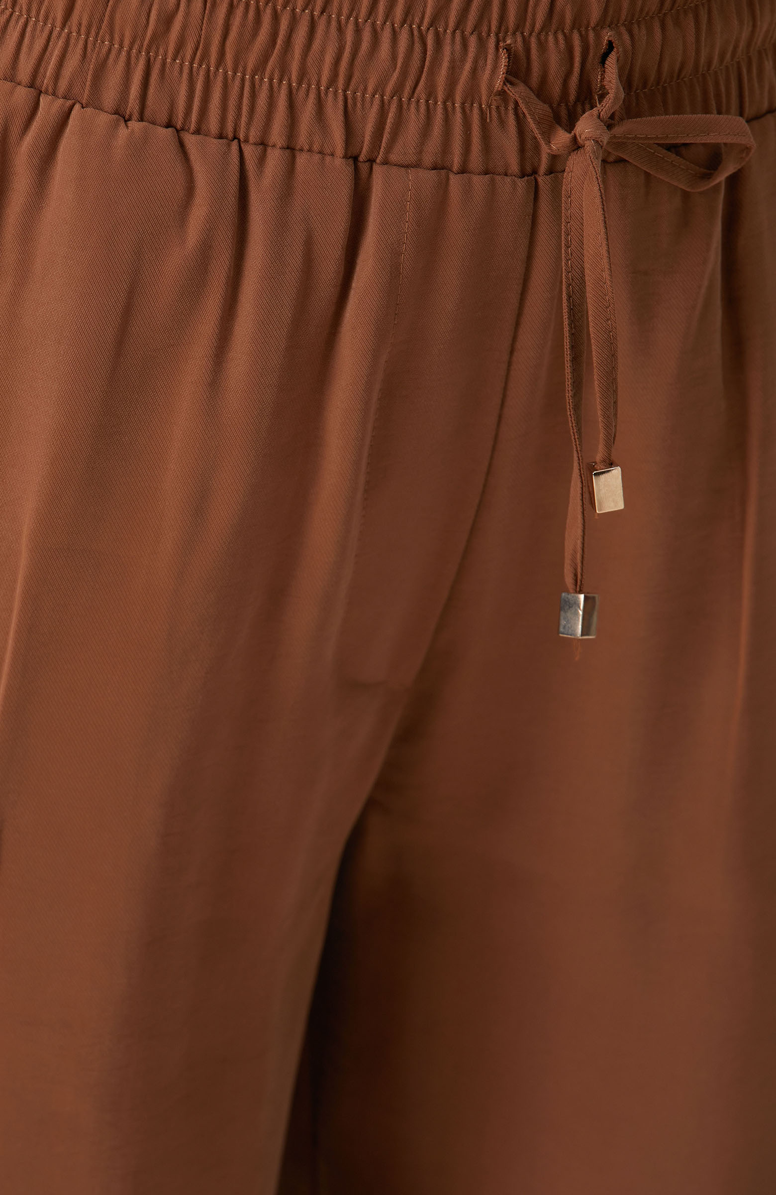 Kahverengi Diyagonal Desenli Pantolon