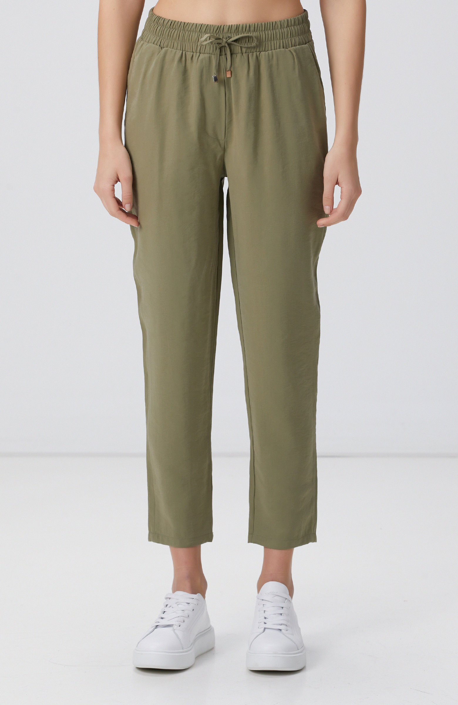 Haki Diyagonal Desenli Pantolon